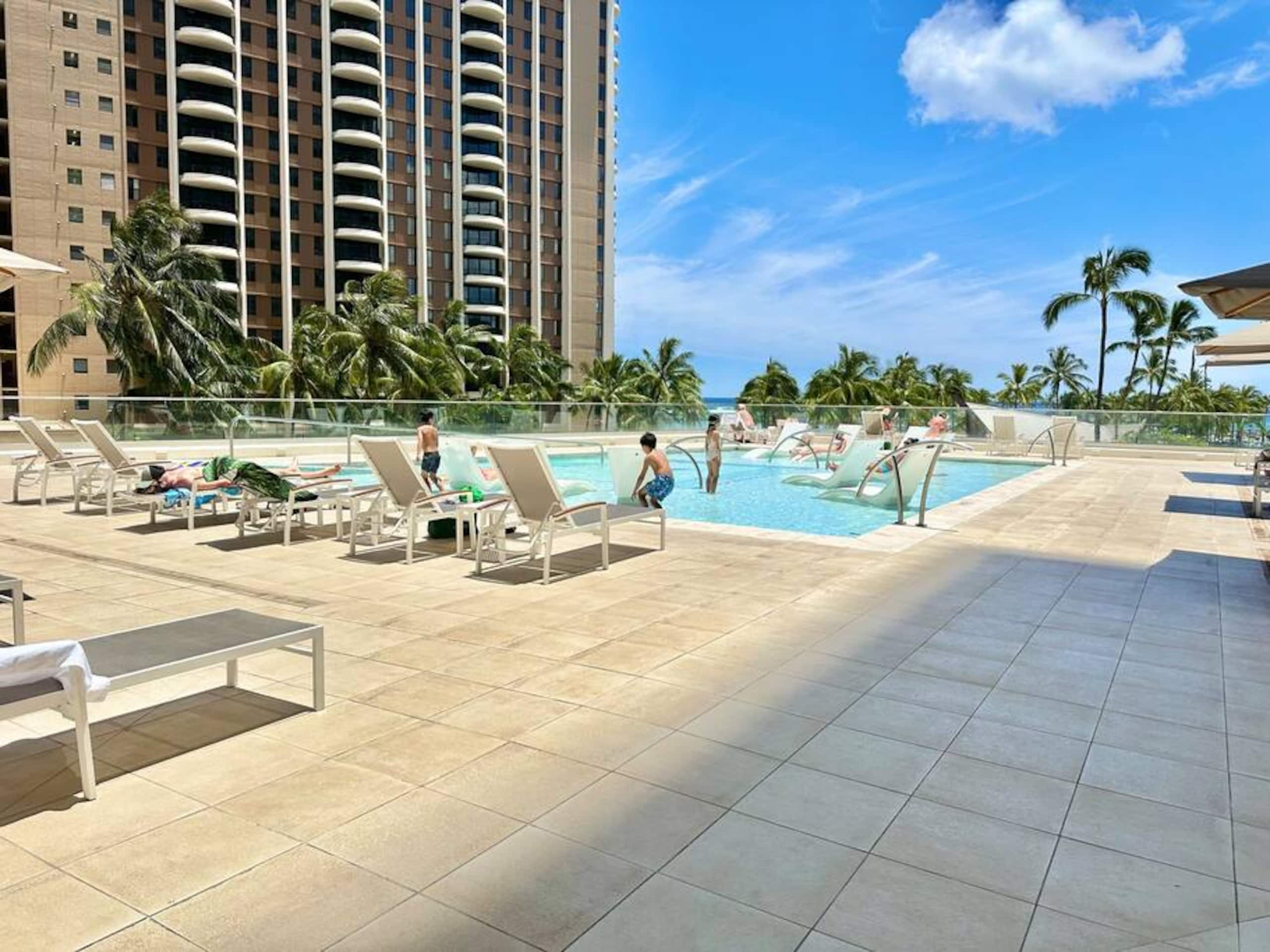 Luxury Partial Ocean/Marina View Unit @ The Ilikai - Image 22