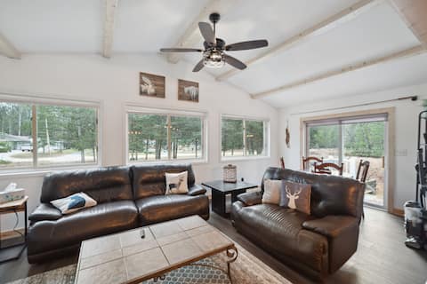 Linger Longer Estate:Where the Woods Turn Gold!