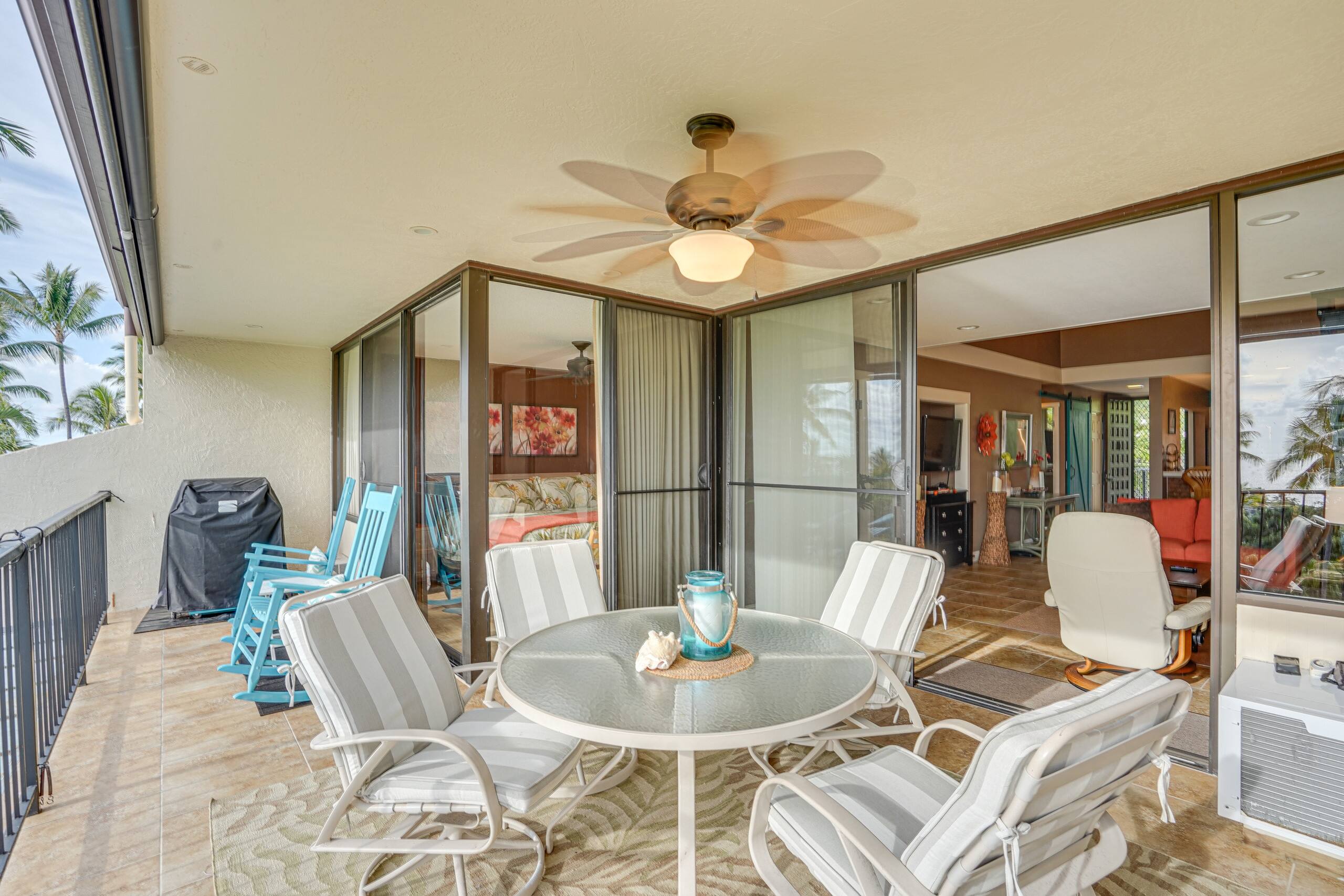 Condo in Kailua-Kona · ★4.77 · 2 bedrooms · 5 beds · 3 shared baths - Image 21