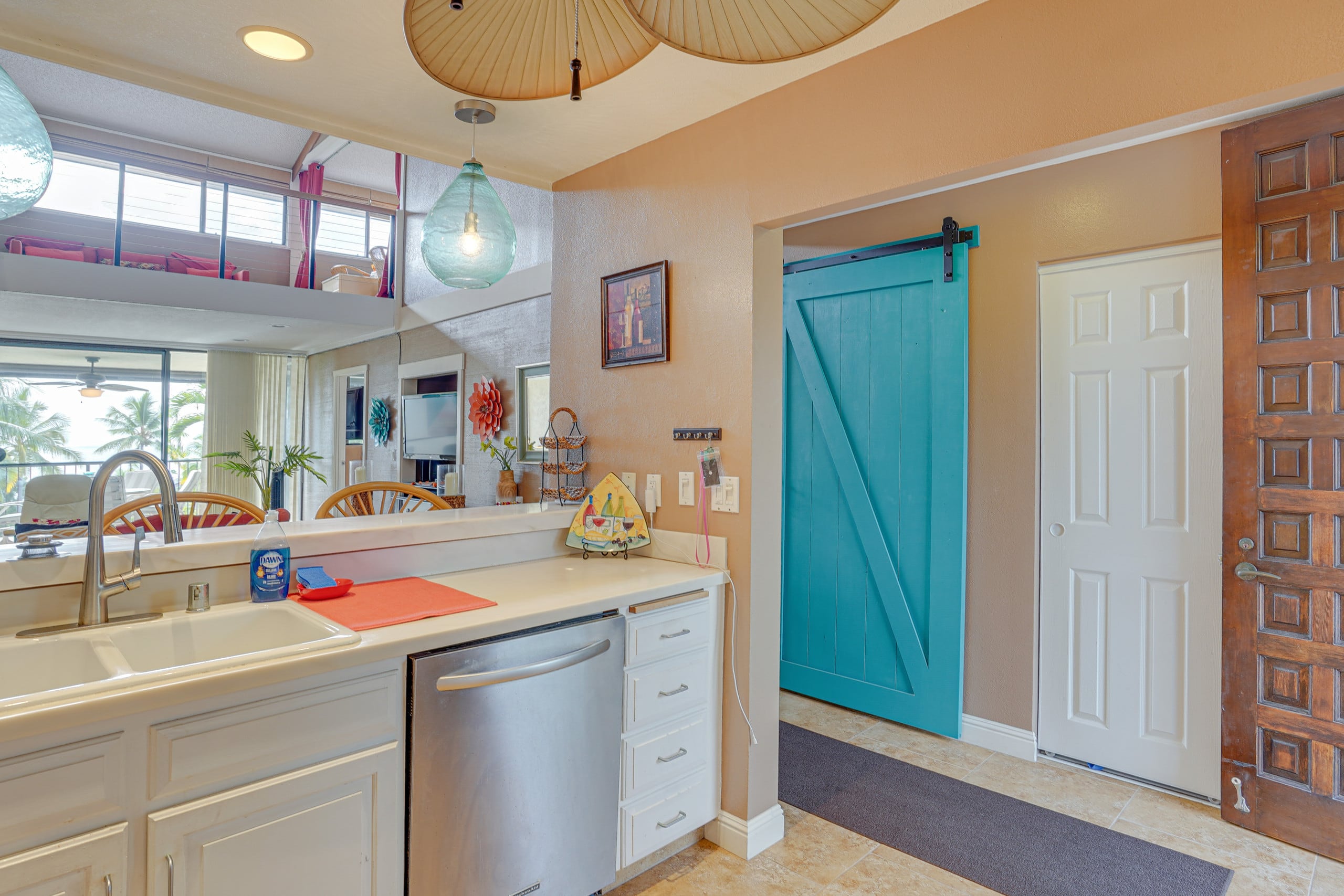 Condo in Kailua-Kona · ★4.77 · 2 bedrooms · 5 beds · 3 shared baths - Image 6