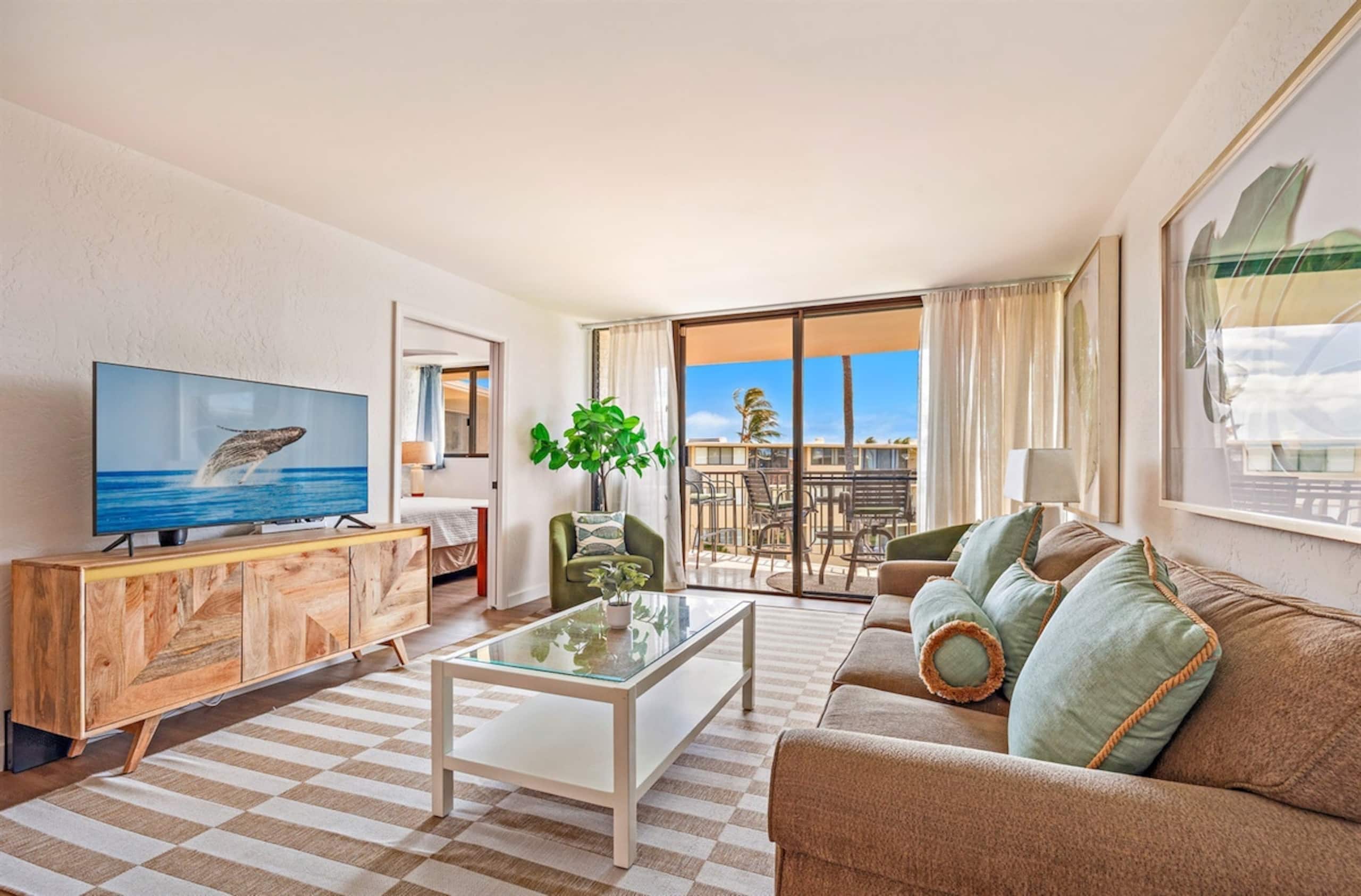 Condo in Wailuku · ★4.95 · 2 bedrooms · 4 beds · 2 private baths - Image 4