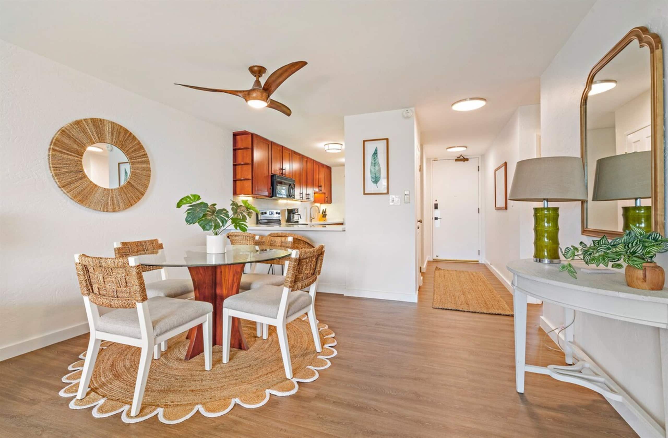 Condo in Wailuku · ★4.95 · 2 bedrooms · 4 beds · 2 private baths - Image 10