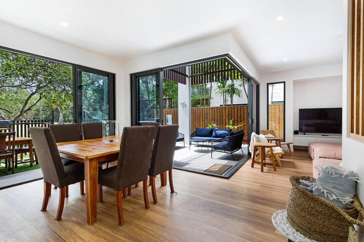 Oceanic-Pet Friendly townhouse 8min to Mooloolaba gallery image 5