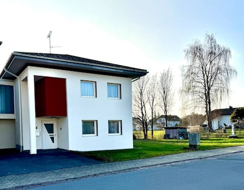 Vacation home 80s - Love with hot tub