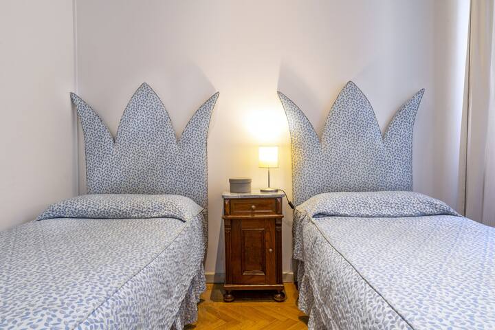 Refined San Marco Deluxe – Wifi & washing machine gallery image 3