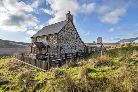 Finest Retreats | Llechwedd Mawr