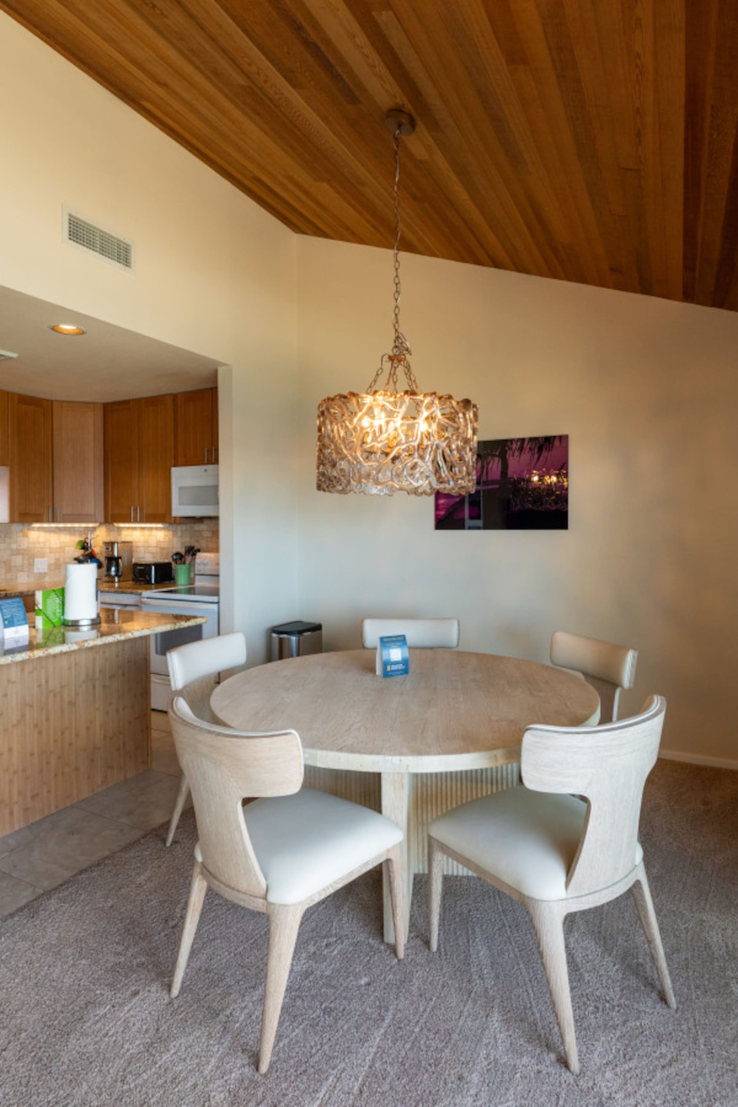 Condo in Kihei · ★4.9 · 2 bedrooms · 3 beds · 2 baths - Image 42