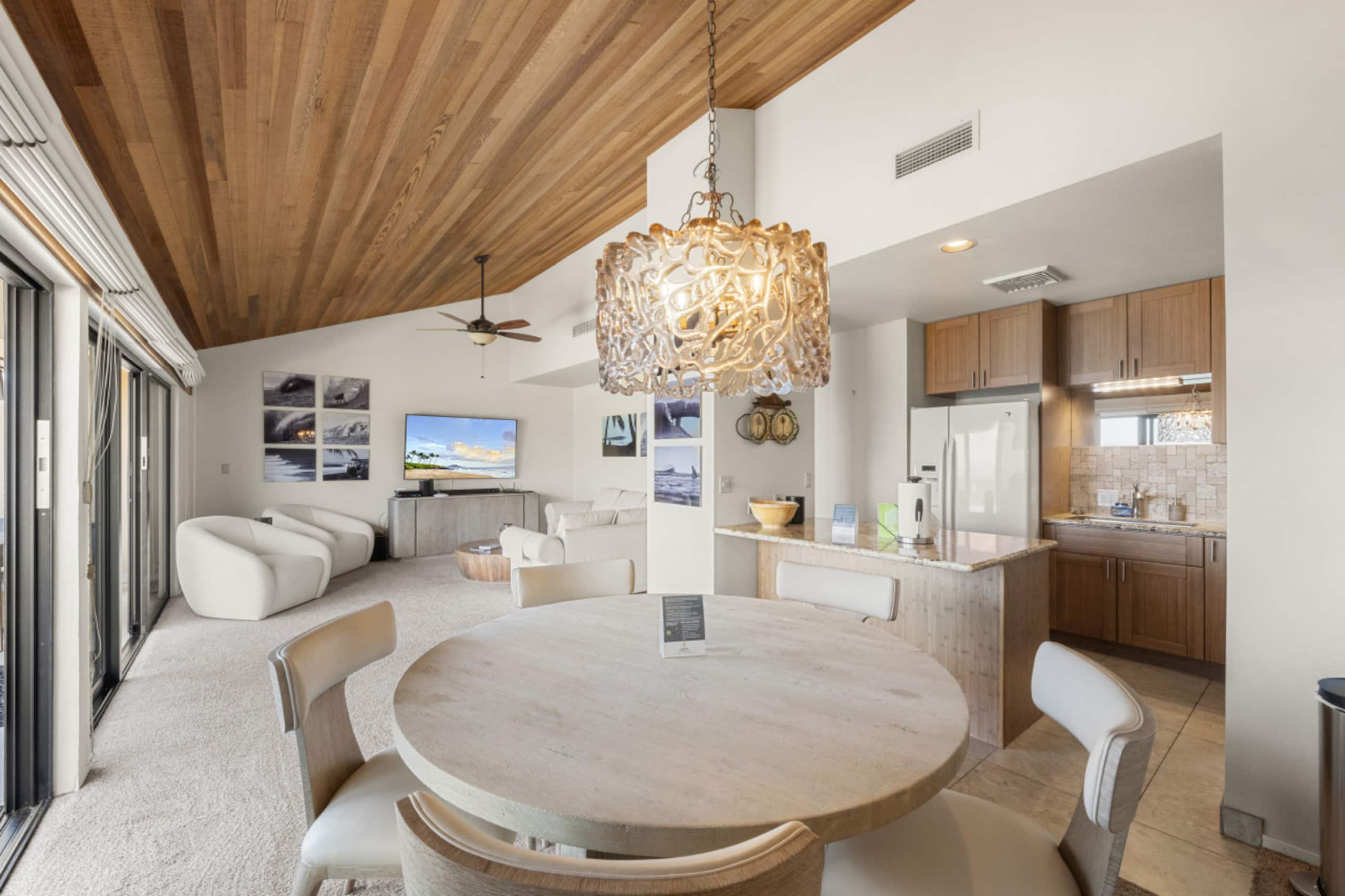 Condo in Kihei · ★4.9 · 2 bedrooms · 3 beds · 2 baths - Image 4