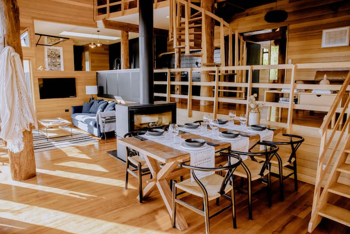 New stunning extension. Esk Treehouse Cabin