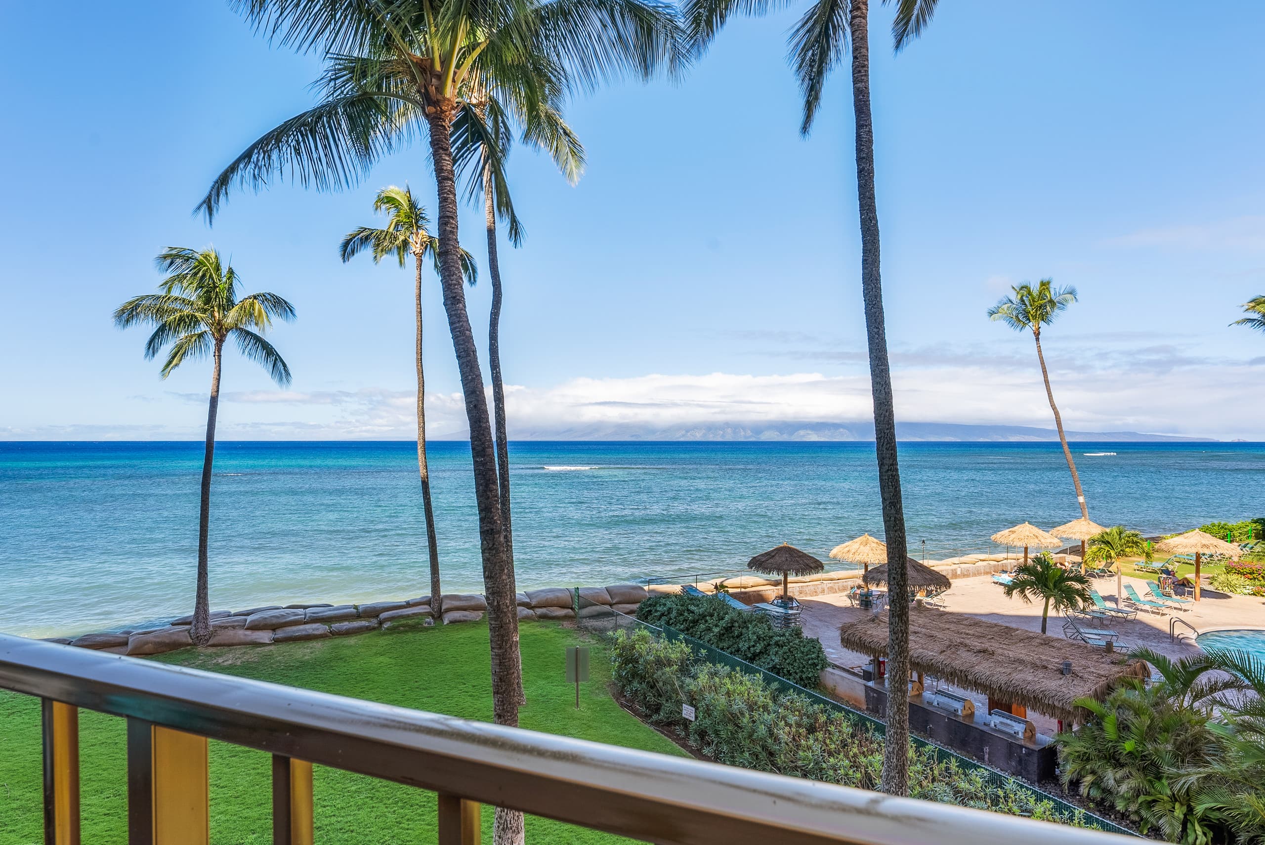 Condo in Lahaina · ★4.8 · 1 bedroom · 2 beds · 1 bath - Image 25