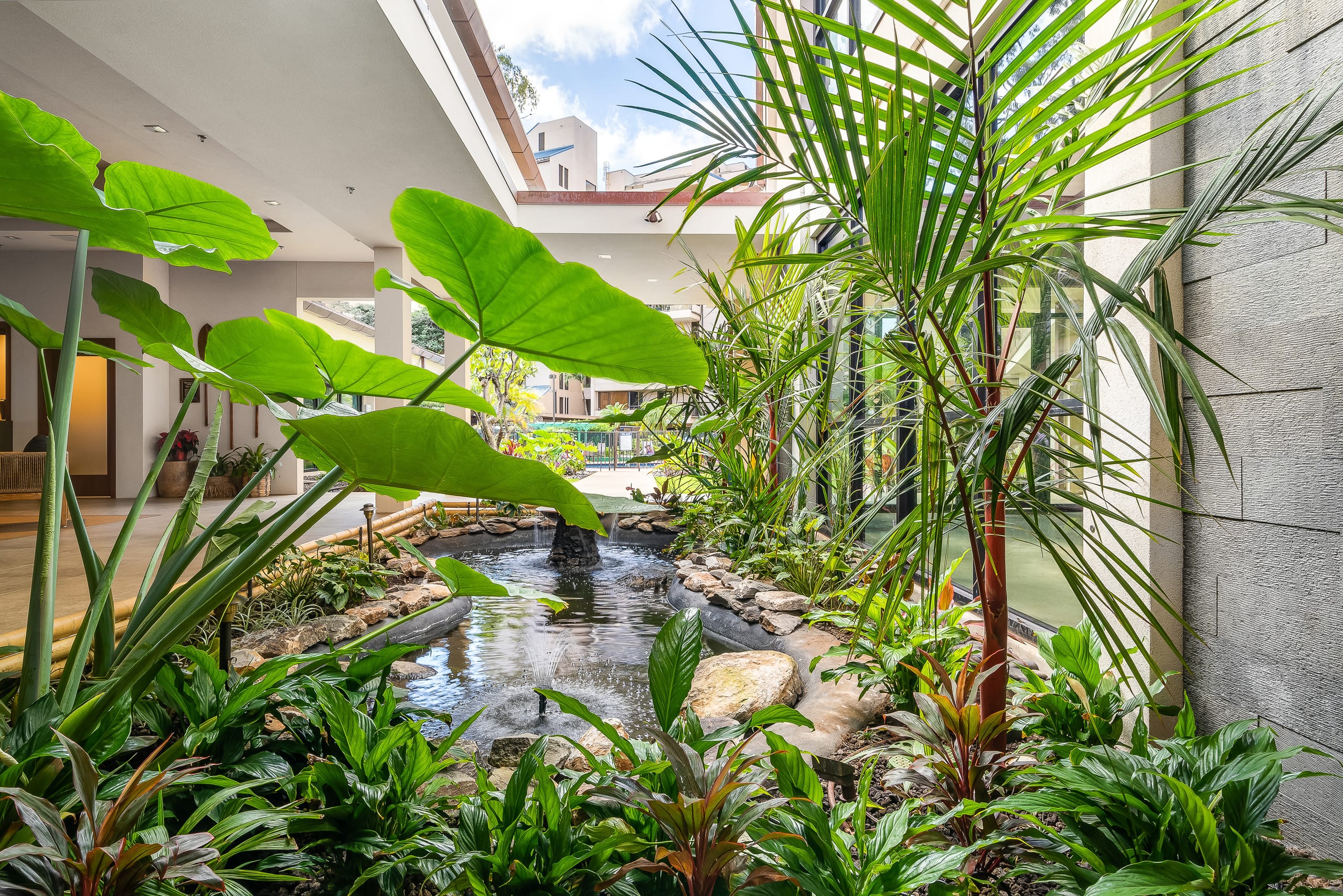 Condo in Lahaina · ★4.8 · 1 bedroom · 2 beds · 1 bath - Image 38