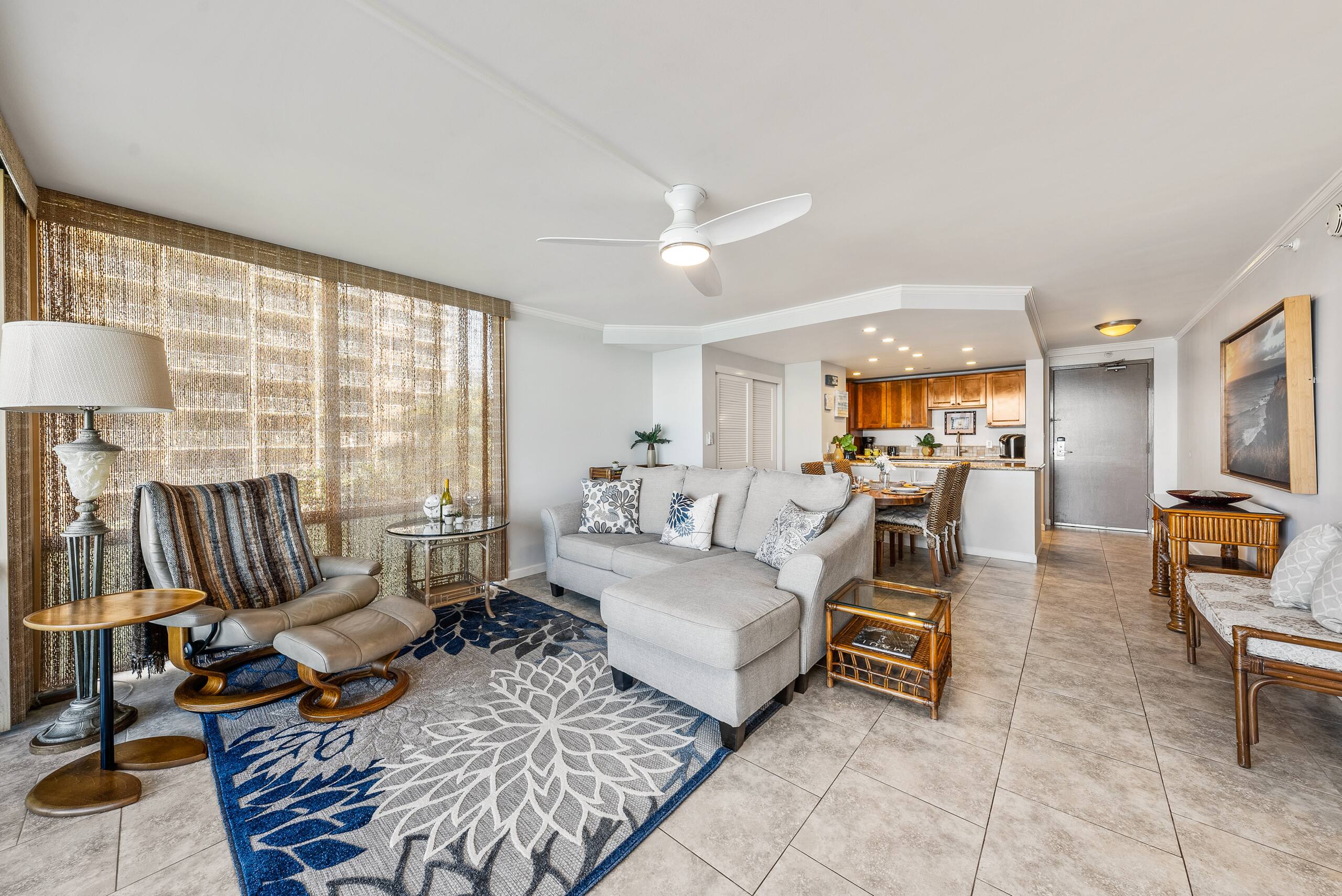 Condo in Lahaina · ★4.8 · 1 bedroom · 2 beds · 1 bath - Image 2