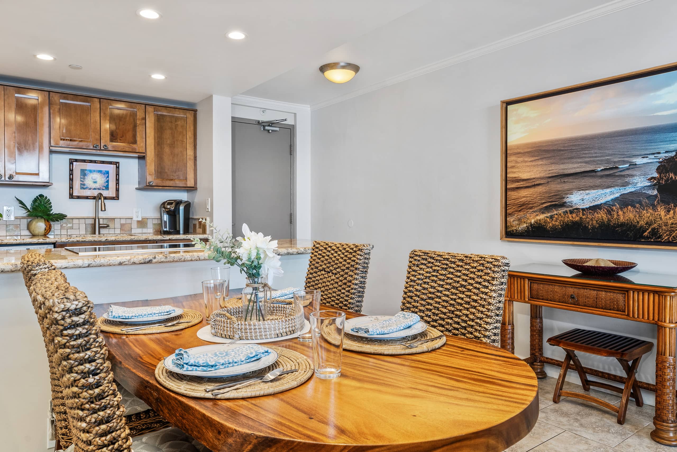 Condo in Lahaina · ★4.8 · 1 bedroom · 2 beds · 1 bath - Image 11