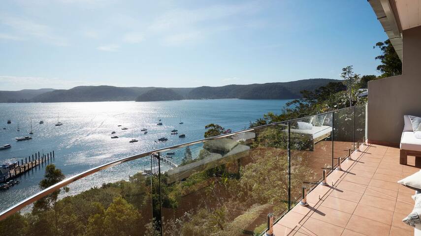 The Pittwater Penthouse gallery image 4