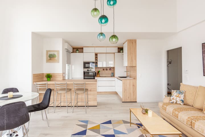 Stéphane Plaza Immobilier managed Airbnb listing 2
