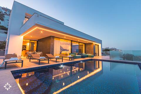 Villa Hermes by Abahana Luxe