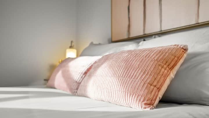 #StayInMyDistrict #EntireHome #BookDirect