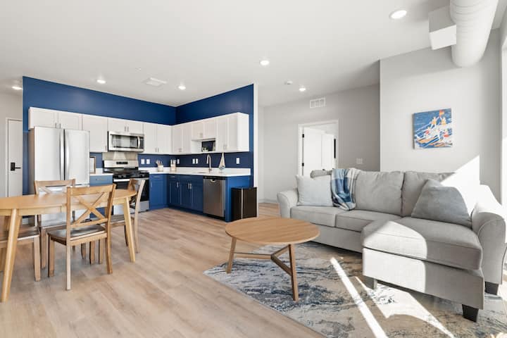 Great River Flats Suite 101 - Frontenac State Park, Frontenac