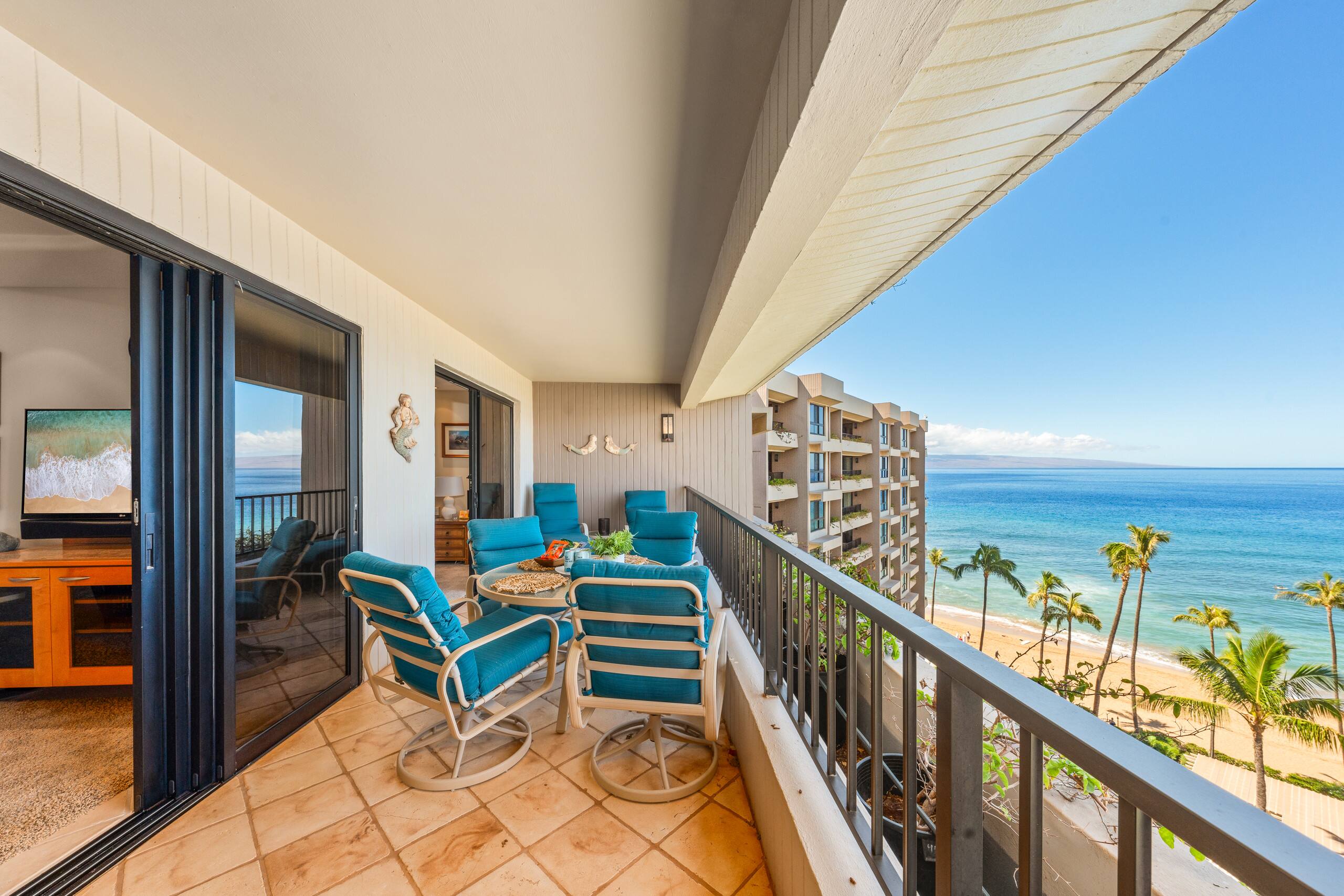 Condo in Lahaina · ★4.8 · 2 bedrooms · 3 beds · 2 baths - Image 8