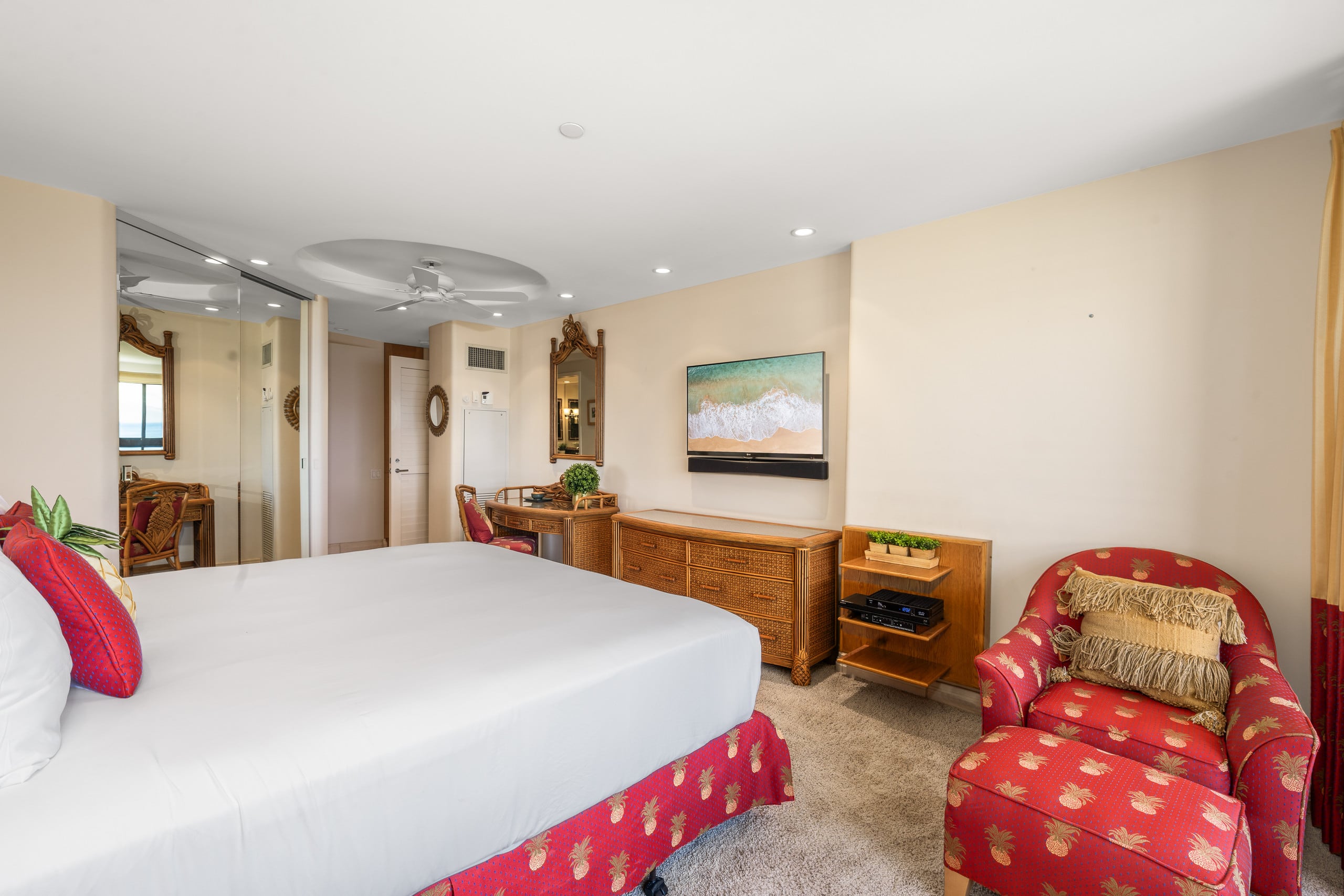 Condo in Lahaina · ★4.8 · 2 bedrooms · 3 beds · 2 baths - Image 29