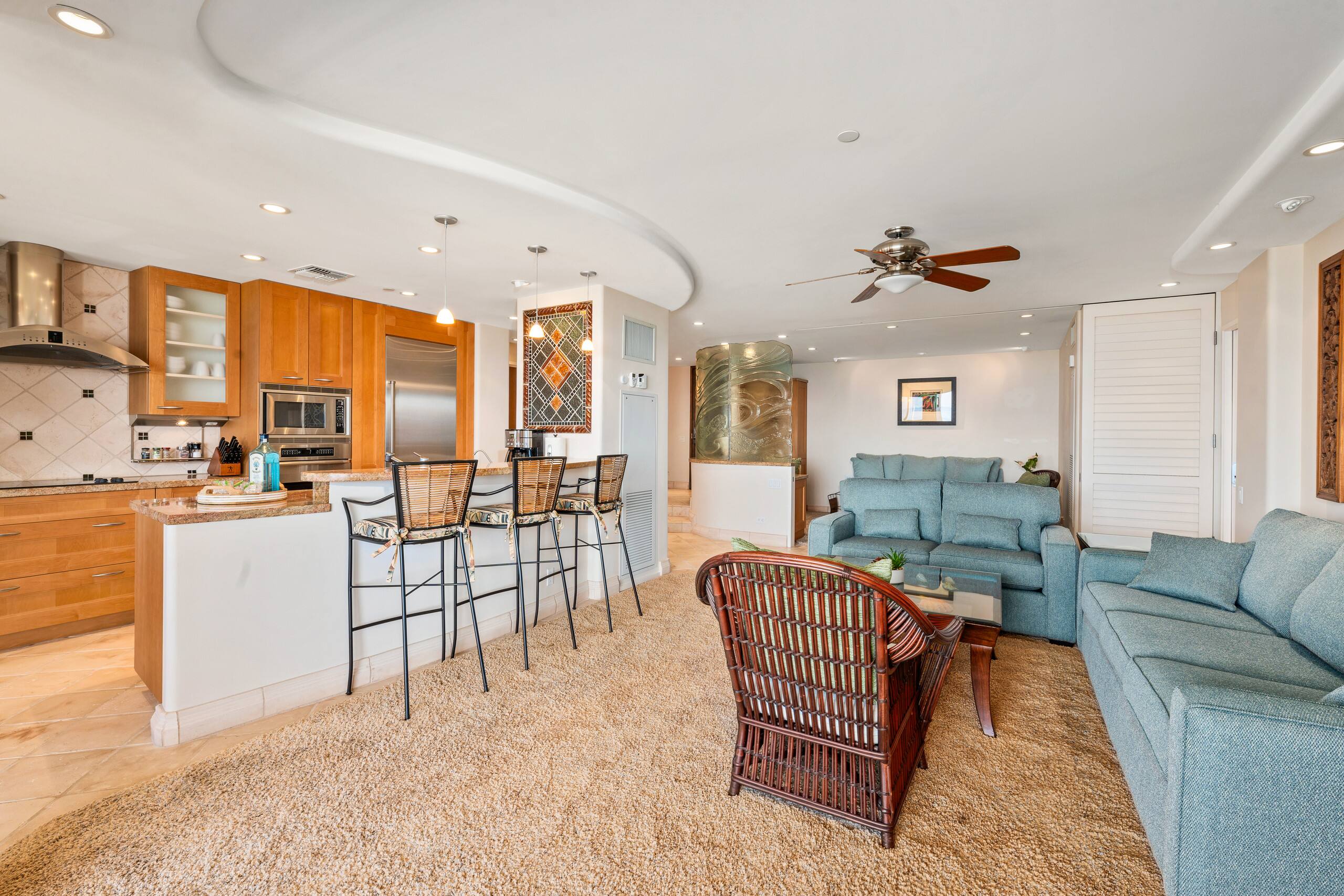 Condo in Lahaina · ★4.8 · 2 bedrooms · 3 beds · 2 baths - Image 12