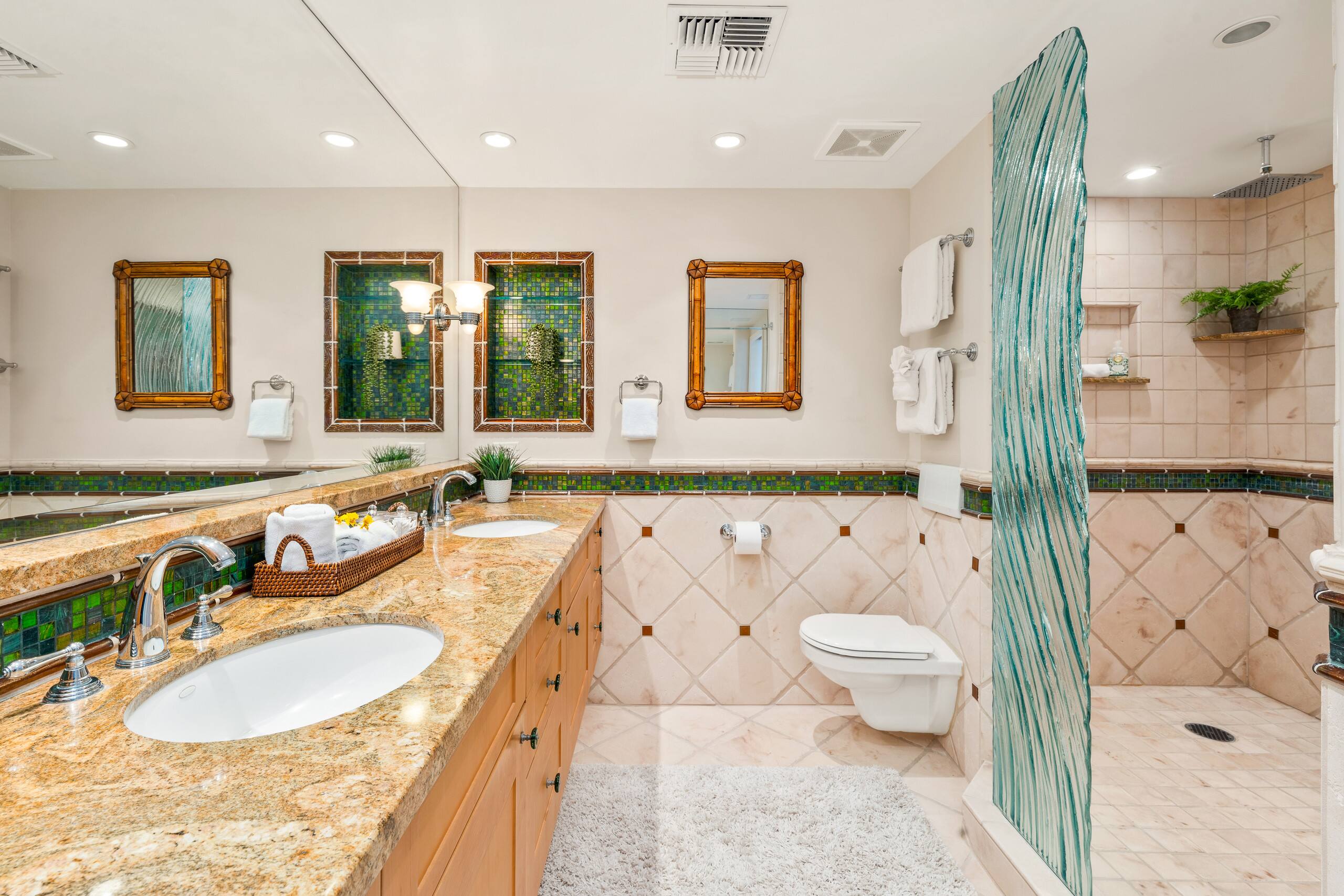 Condo in Lahaina · ★4.8 · 2 bedrooms · 3 beds · 2 baths - Image 31