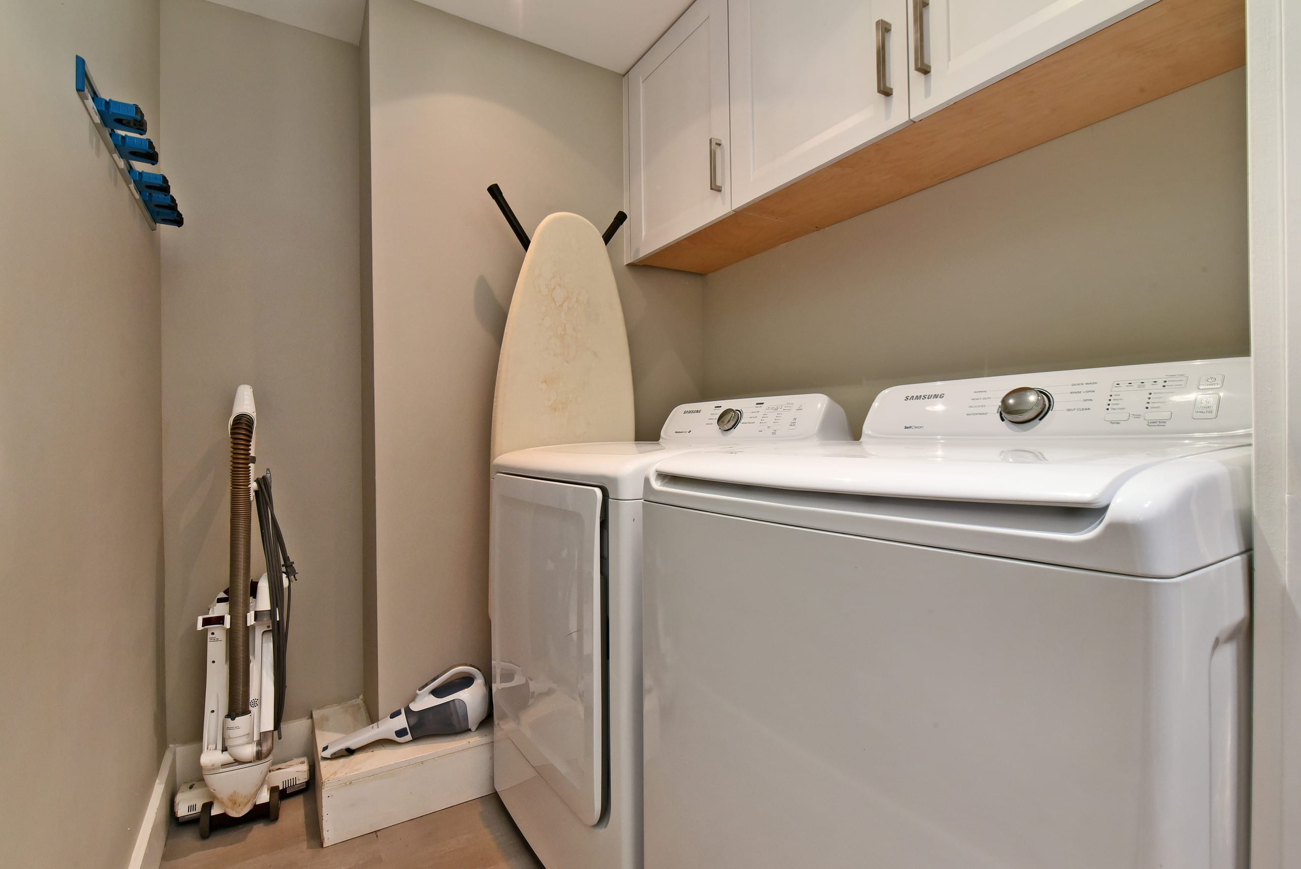 Home in Lahaina · ★5.0 · 5 bedrooms · 8 beds · 5.5 baths - Image 35