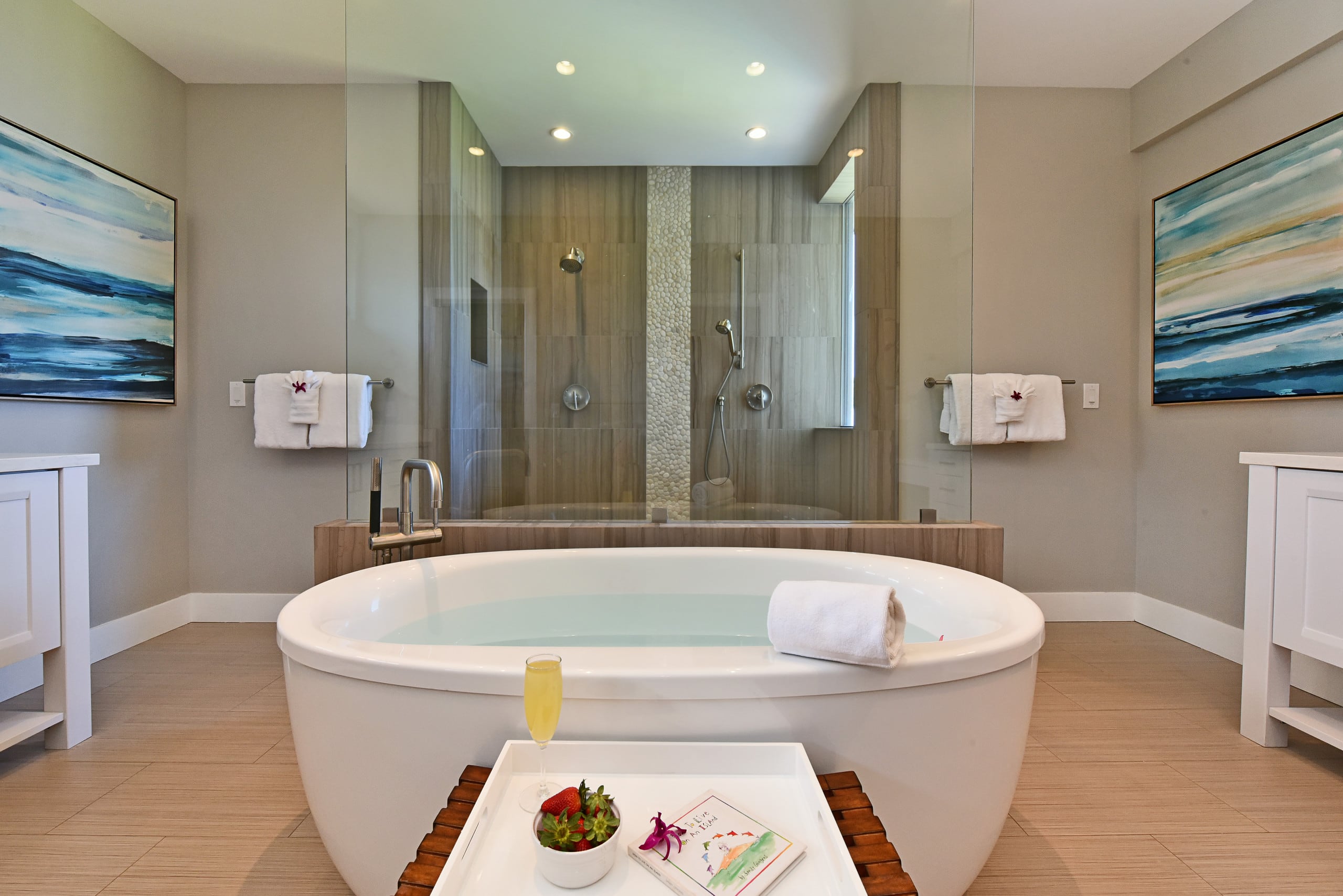Home in Lahaina · ★5.0 · 5 bedrooms · 8 beds · 5.5 baths - Image 27