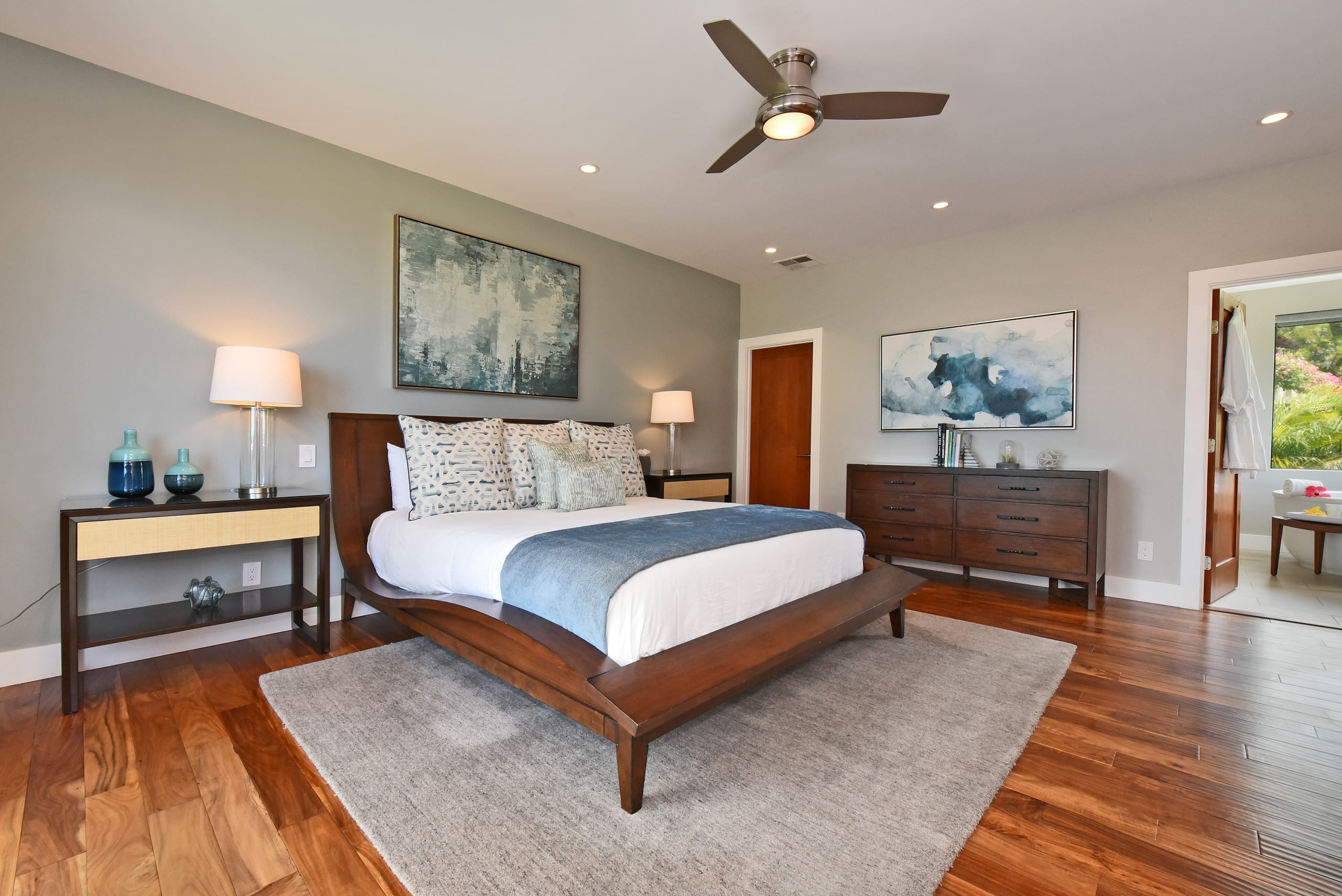 Home in Lahaina · ★5.0 · 5 bedrooms · 8 beds · 5.5 baths - Image 17