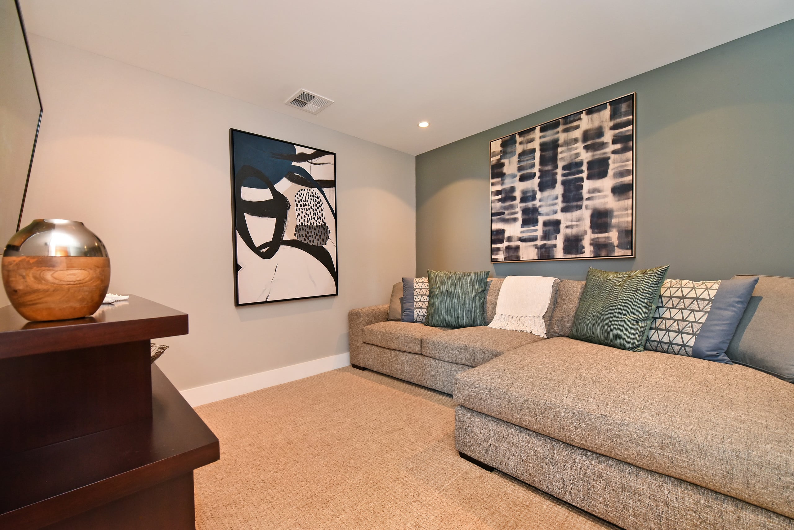 Home in Lahaina · ★5.0 · 5 bedrooms · 8 beds · 5.5 baths - Image 47