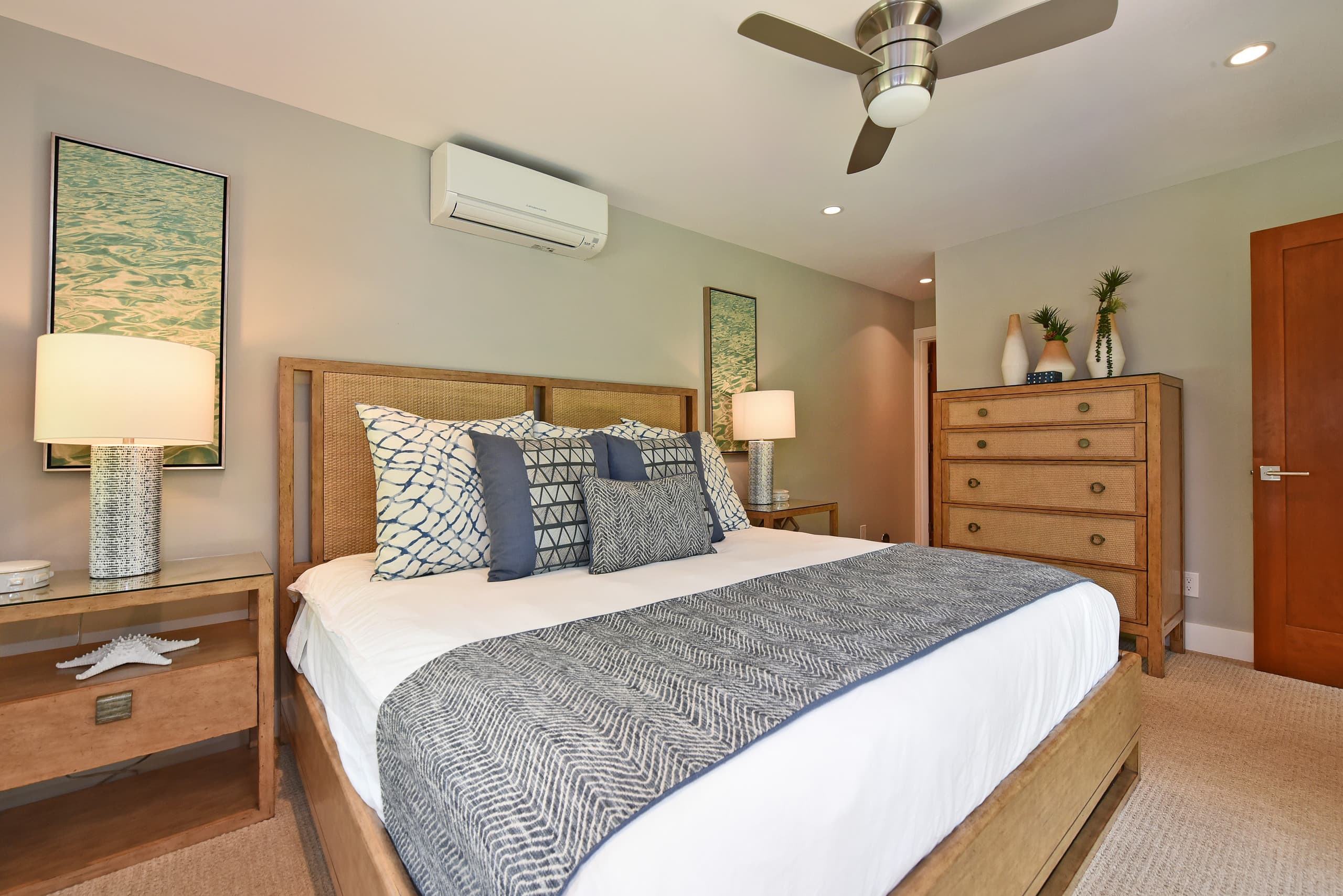 Home in Lahaina · ★5.0 · 5 bedrooms · 8 beds · 5.5 baths - Image 20