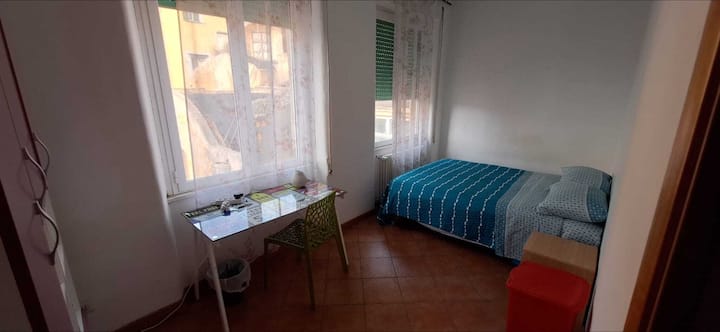 那不勒斯历史中心的瓜拉纳独立房间，Domus Baiano 宾馆，靠近大教堂地铁站
