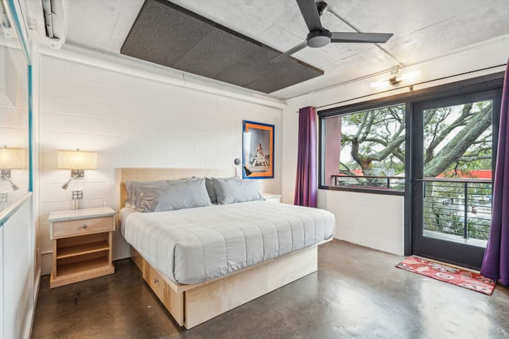 Boutique Vera Hotel King Room 301 - Folly Beach