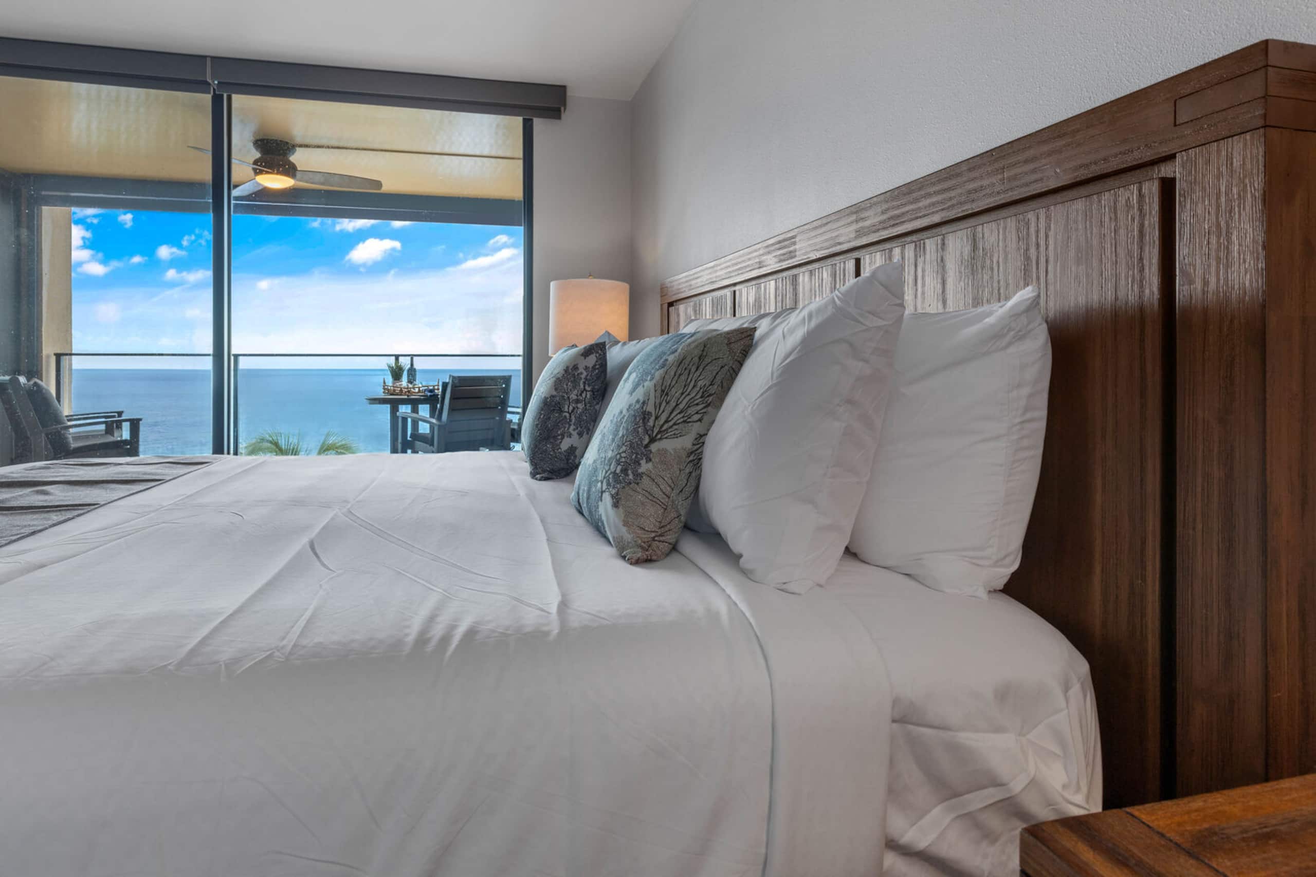 Condo in Lahaina · ★4.83 · 1 bedroom · 1 bed · 1 bath - Image 15