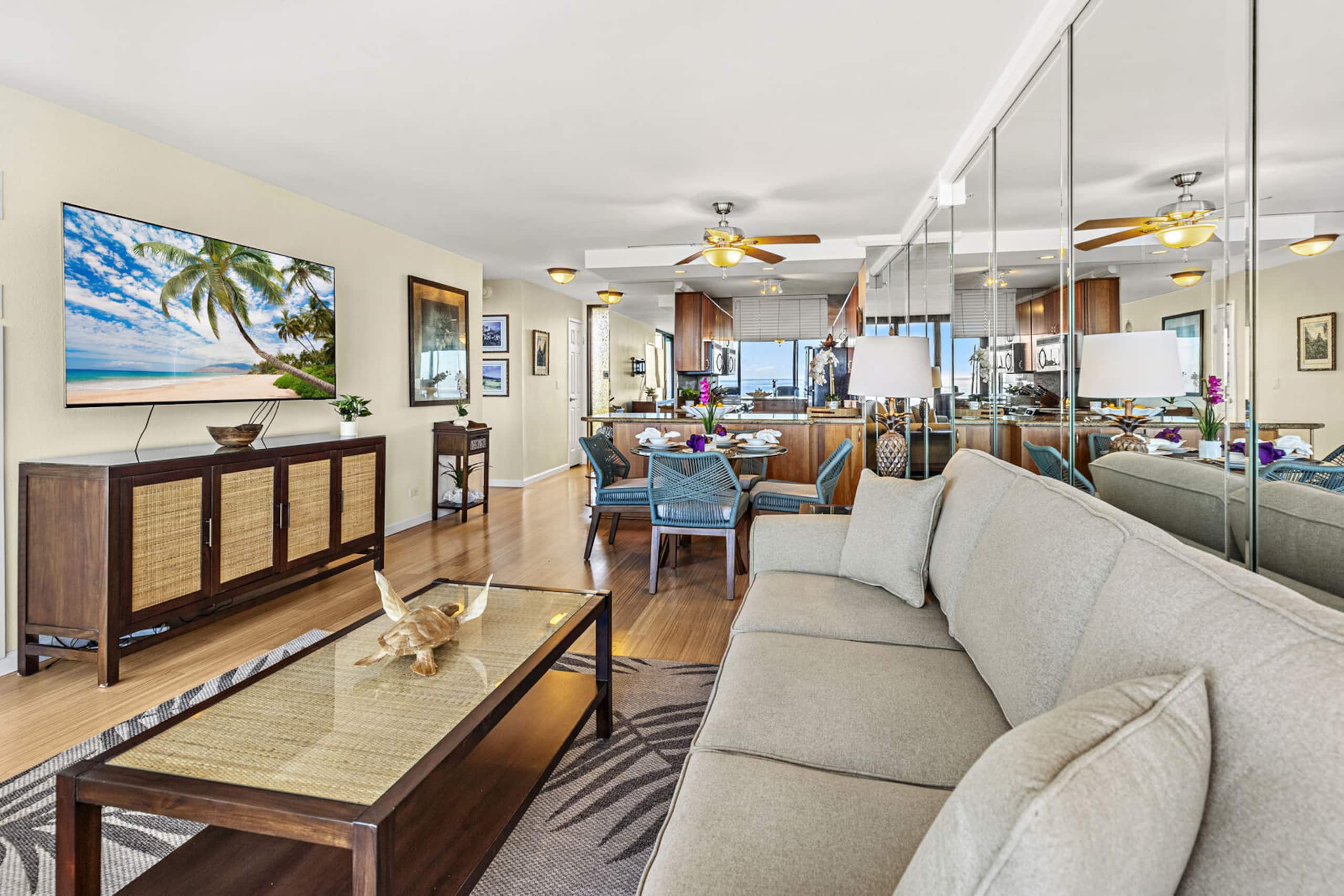 Condo in Lahaina · ★4.88 · 1 bedroom · 2 beds · 1 private bath - Image 10
