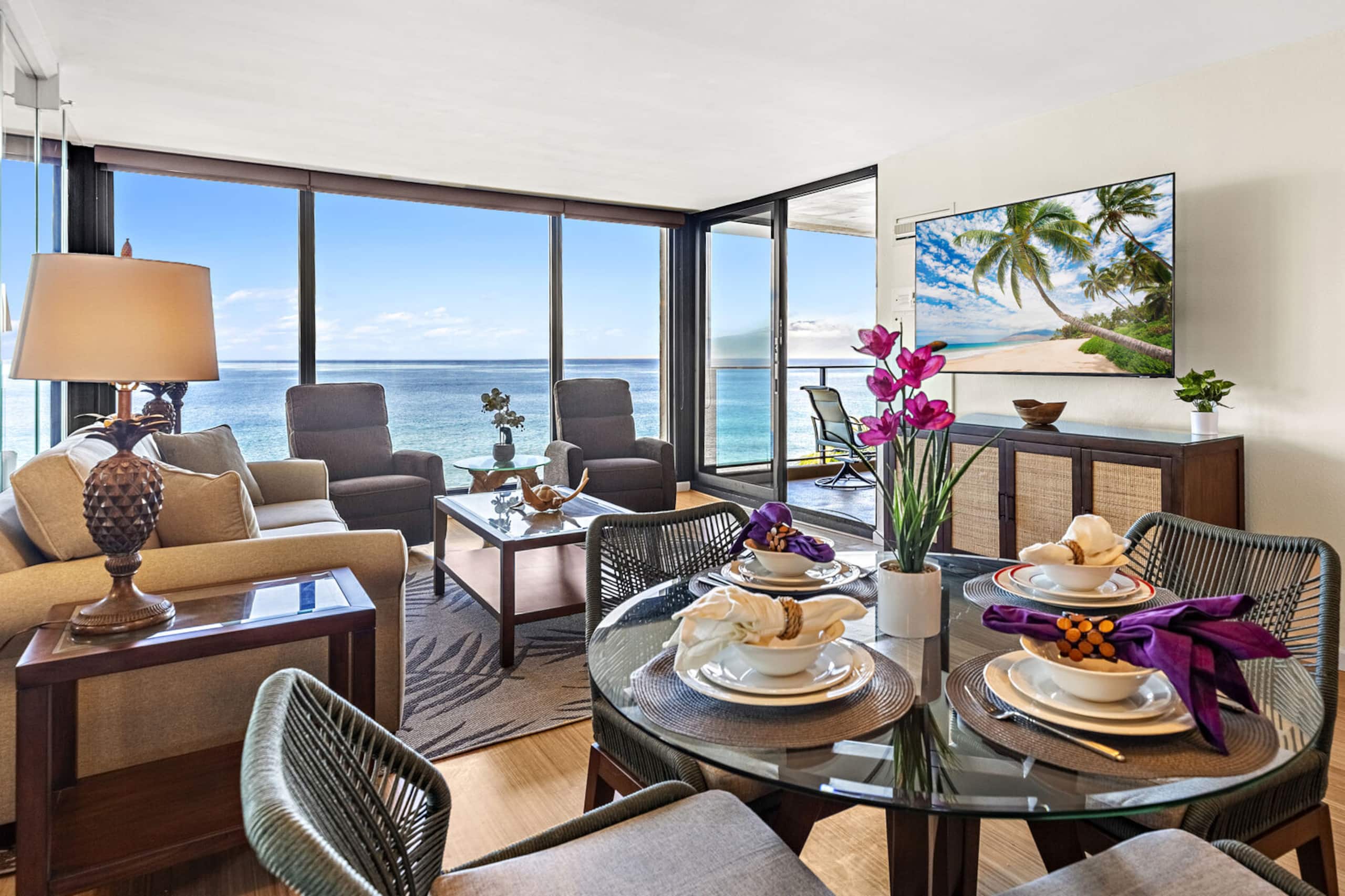 Condo in Lahaina · ★4.88 · 1 bedroom · 2 beds · 1 private bath - Image 11