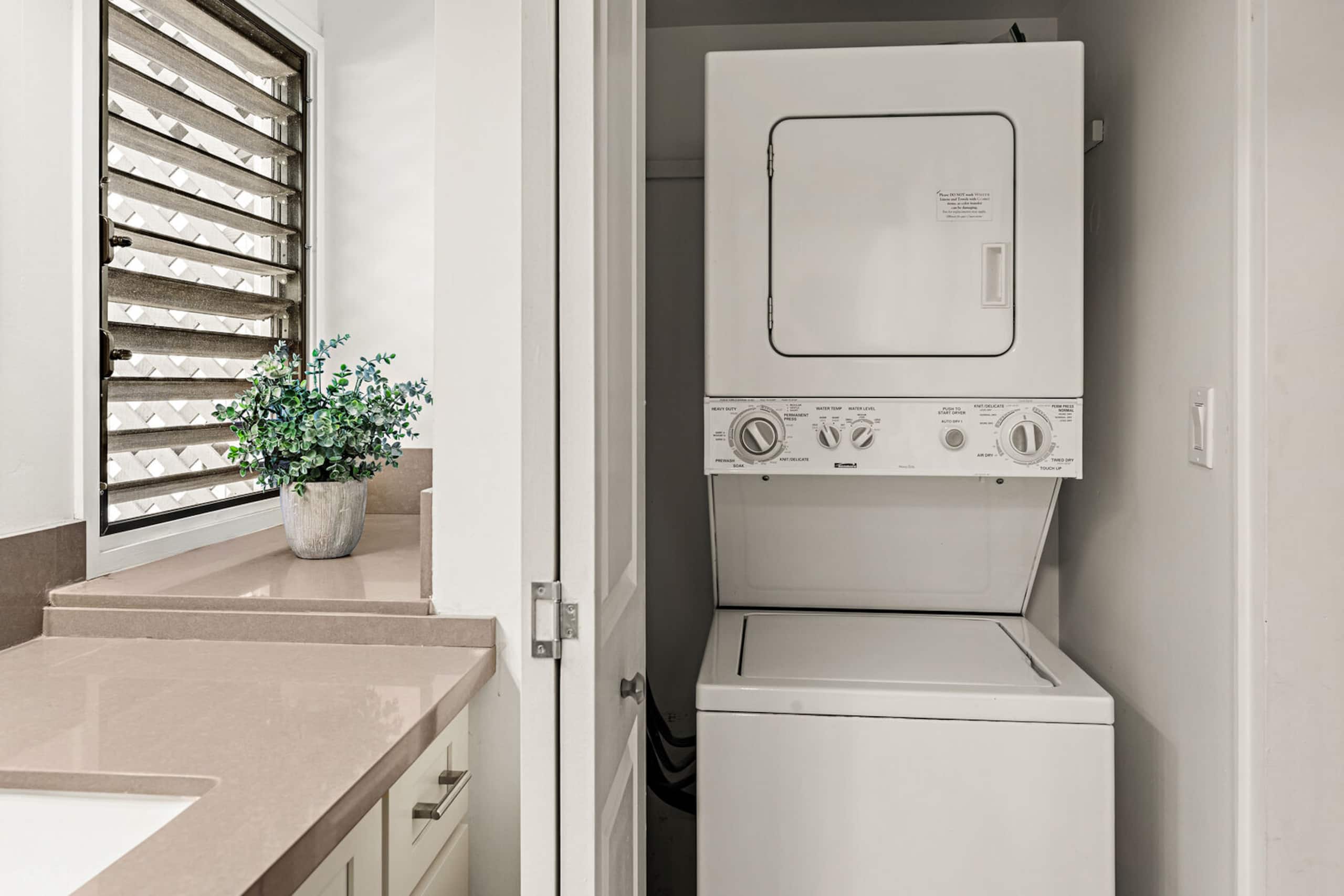 Condo in Kihei · ★4.33 · 2 bedrooms · 3 beds · 2 private baths - Image 23