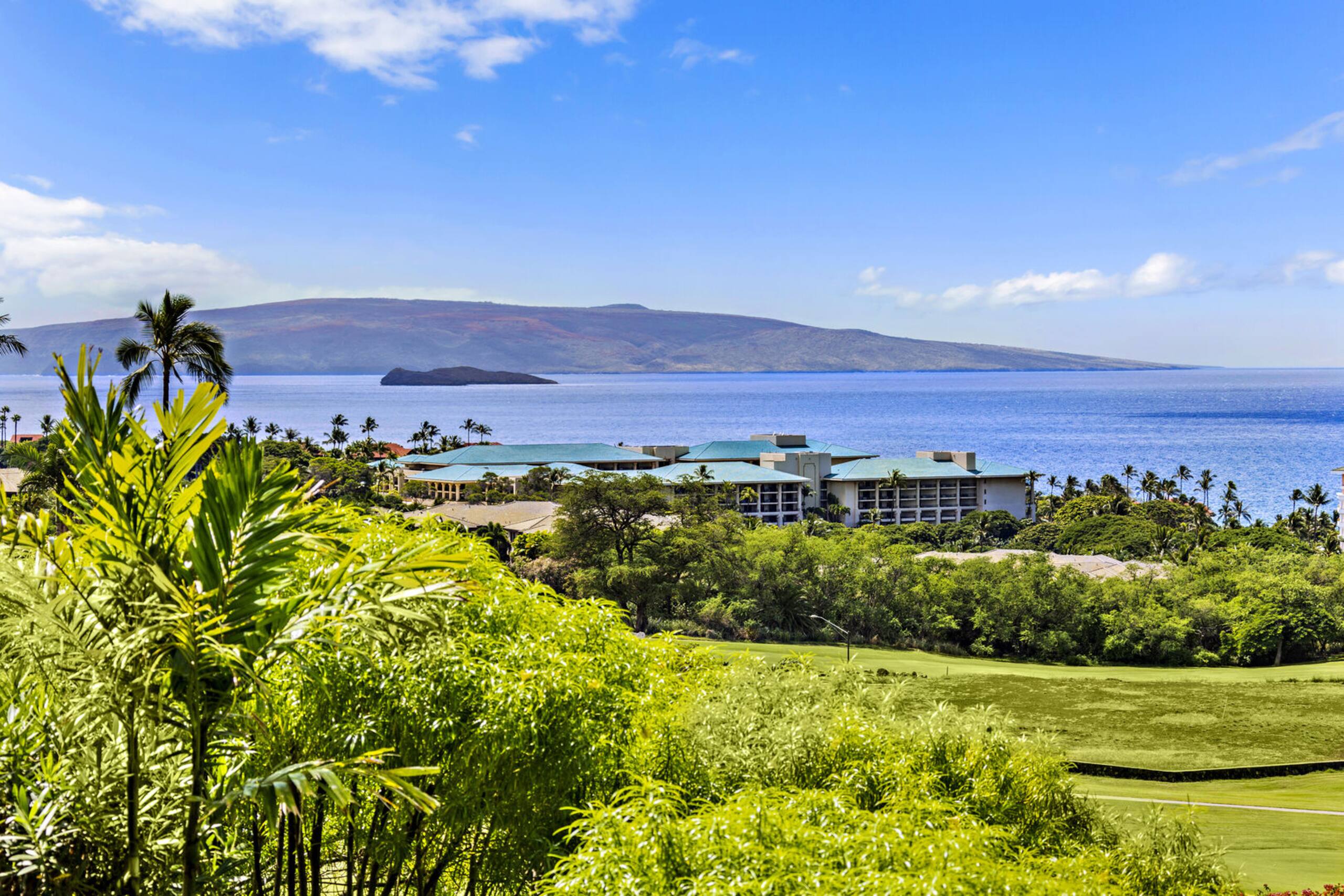 Condo in Kihei · ★4.33 · 2 bedrooms · 3 beds · 2 private baths - Image 35