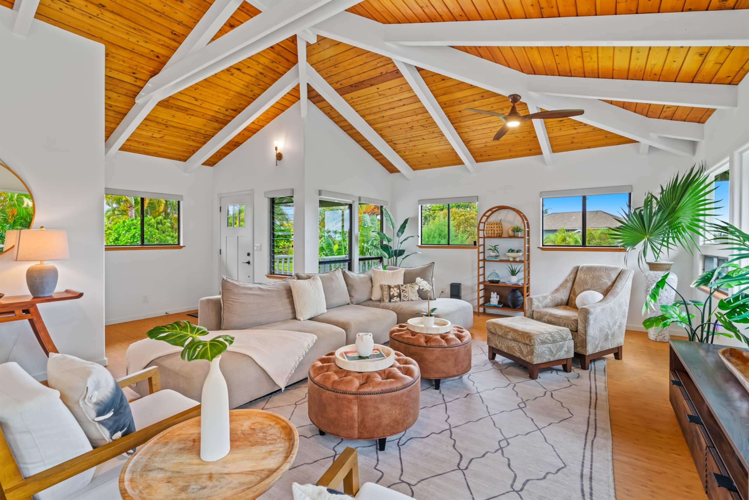 Home in Princeville · ★4.96 · 4 bedrooms · 5 beds · 3.5 private baths - Image 25