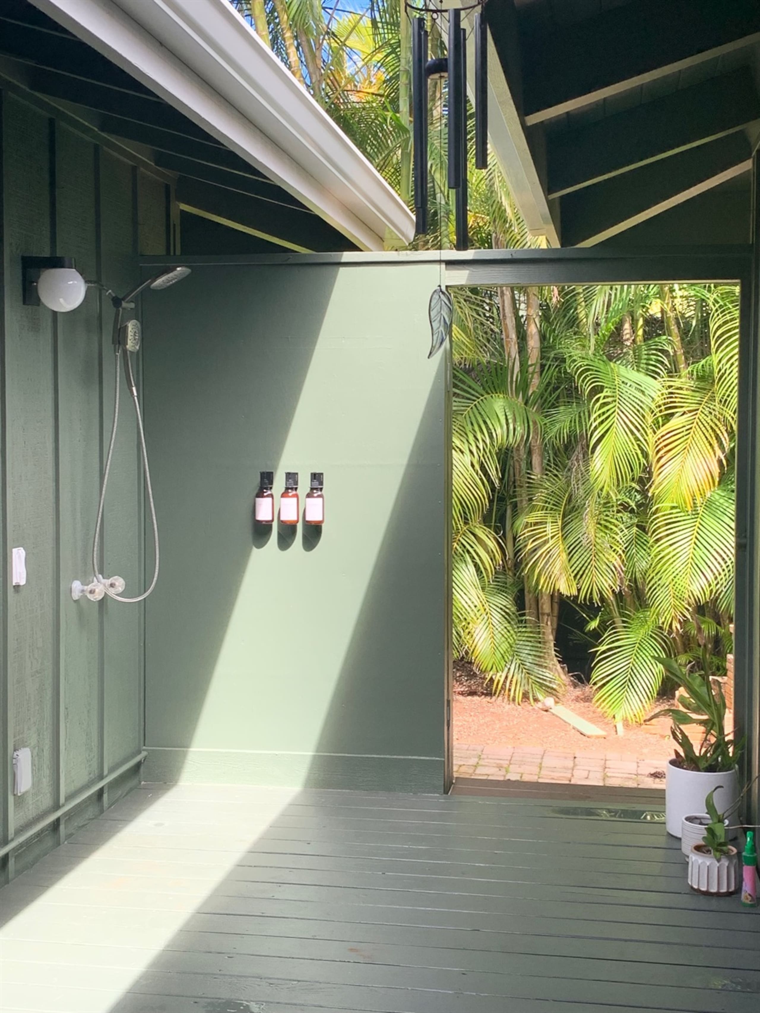 Home in Princeville · ★4.96 · 4 bedrooms · 5 beds · 3.5 private baths - Image 36