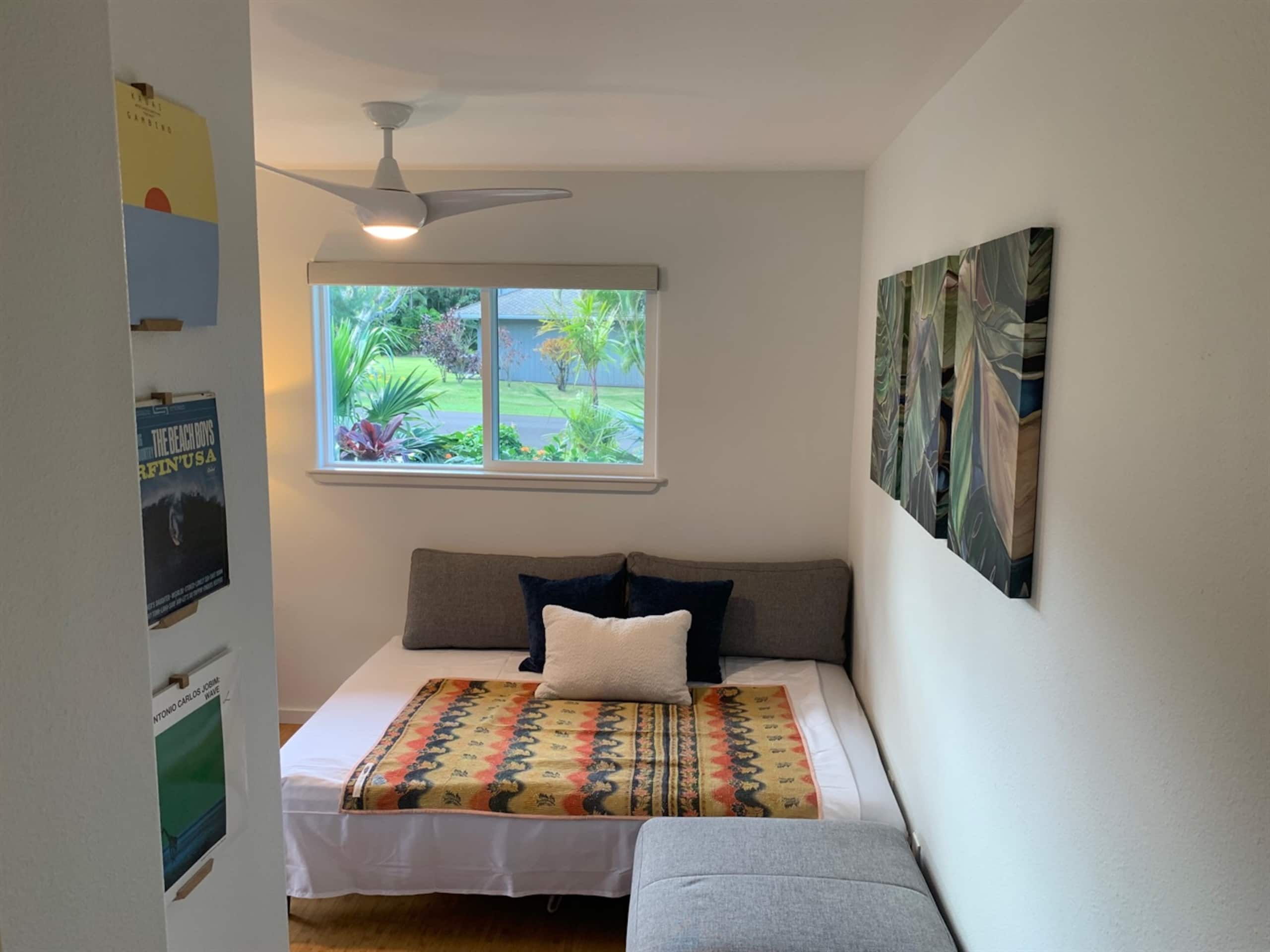 Home in Princeville · ★4.96 · 4 bedrooms · 5 beds · 3.5 private baths - Image 12