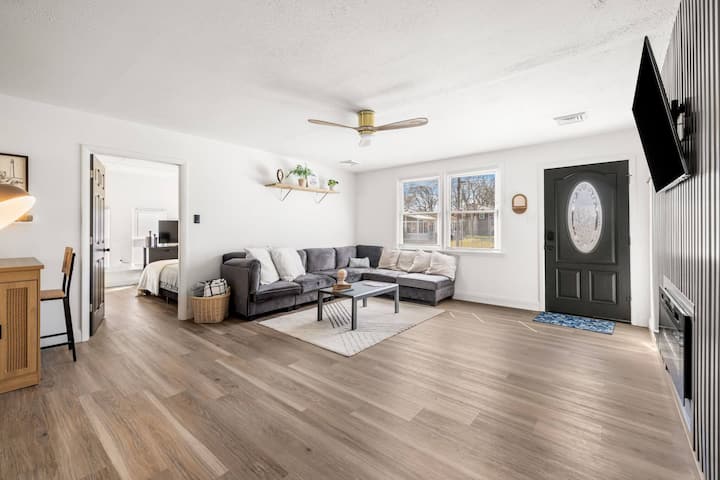 Beach Holiday Home | Private Hot Tub - Cape May, NJ