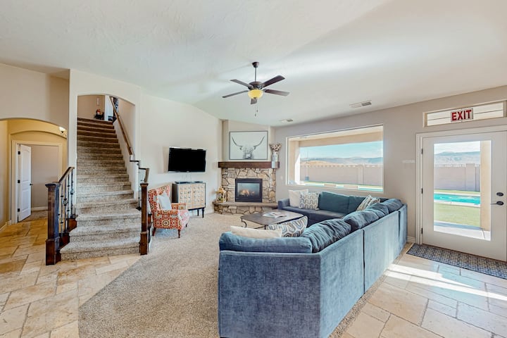 5br Spacious Home With Pool, Hot Tub, & Foosball - Hurricane, UT