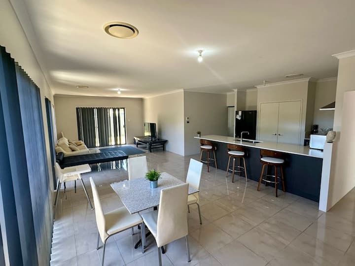 Quiet Busselton Retreat - Broadwater