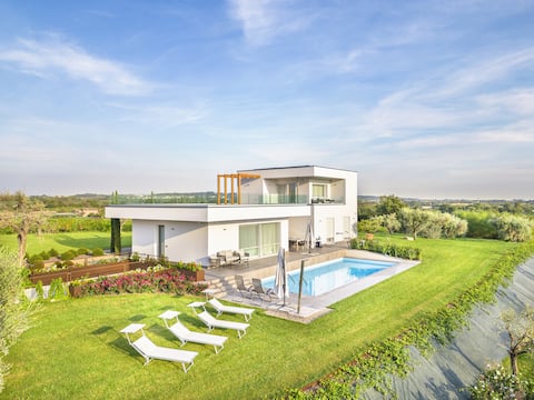 Villa Angelina
