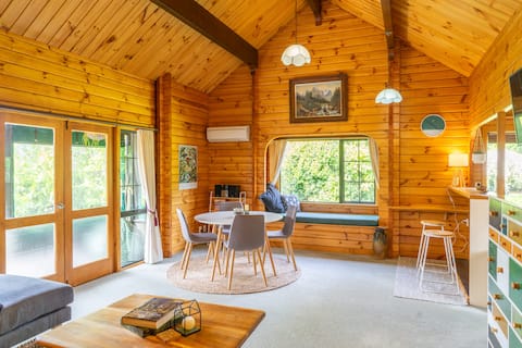 The Birds Nest - Serene Hideaway
