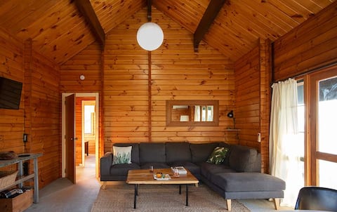 The Birds Nest - Serene Hideaway