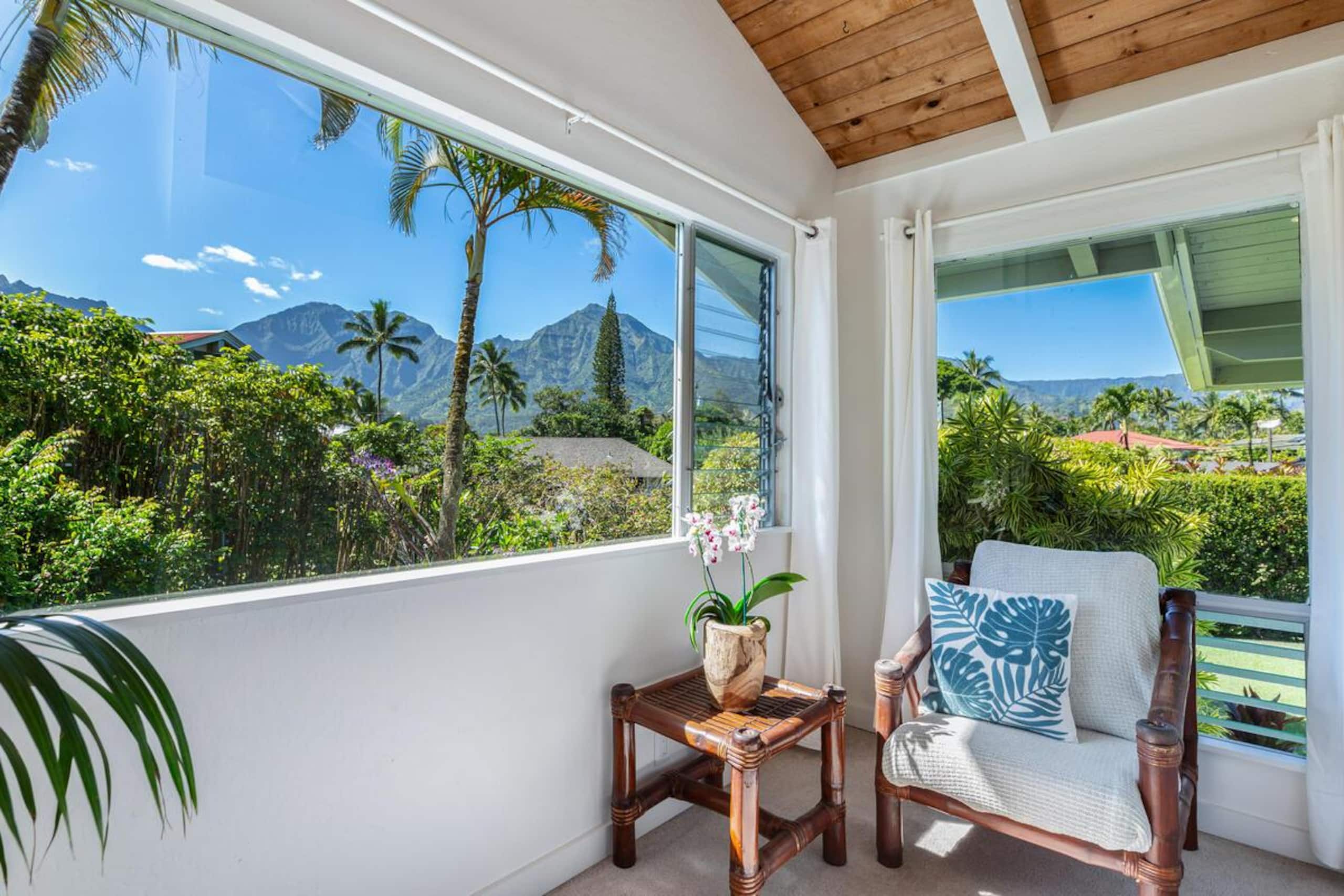 Home in Hanalei · ★4.72 · 2 bedrooms · 3 beds · 1 bath - Image 5