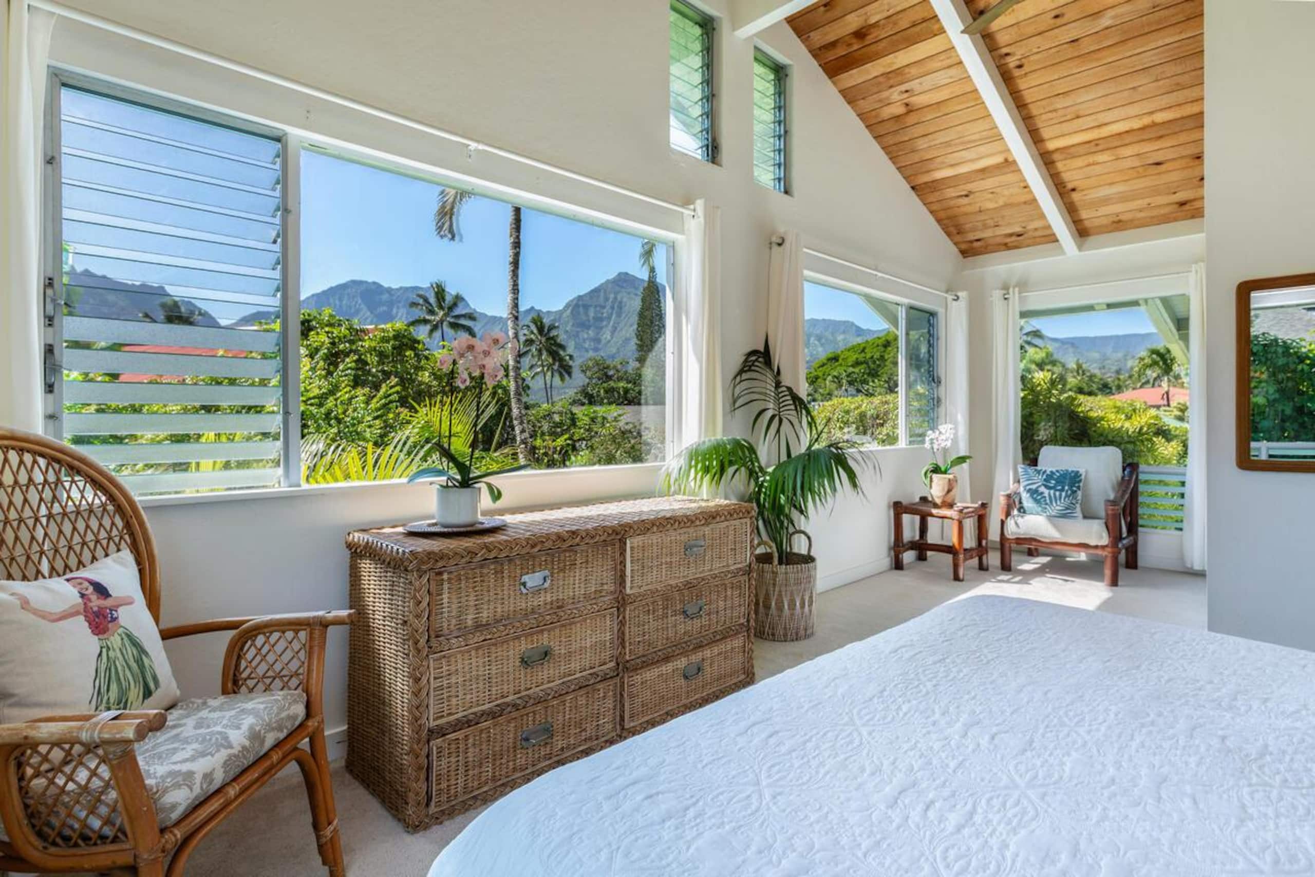 Home in Hanalei · ★4.72 · 2 bedrooms · 3 beds · 1 bath - Image 17