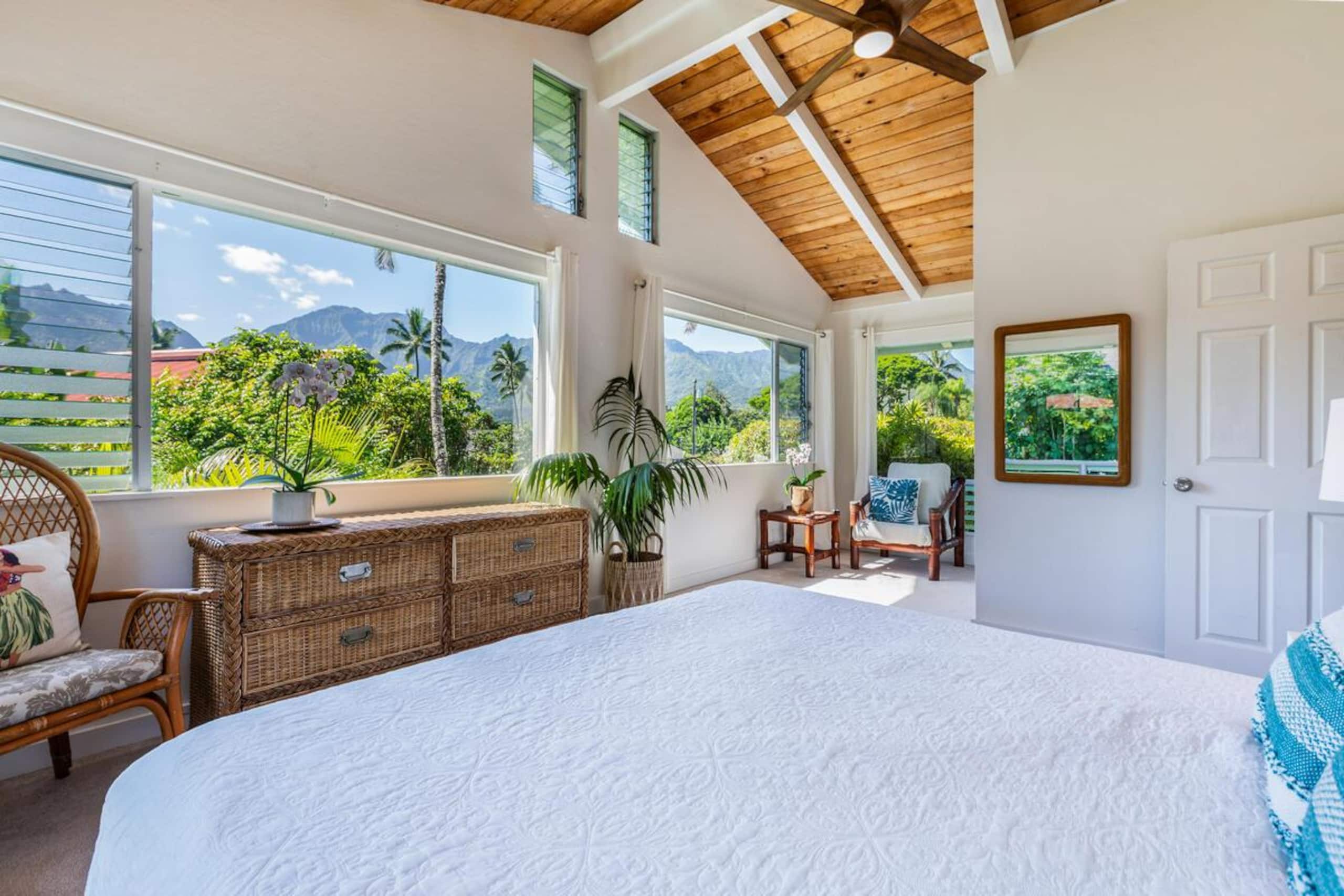 Home in Hanalei · ★4.72 · 2 bedrooms · 3 beds · 1 bath - Image 16